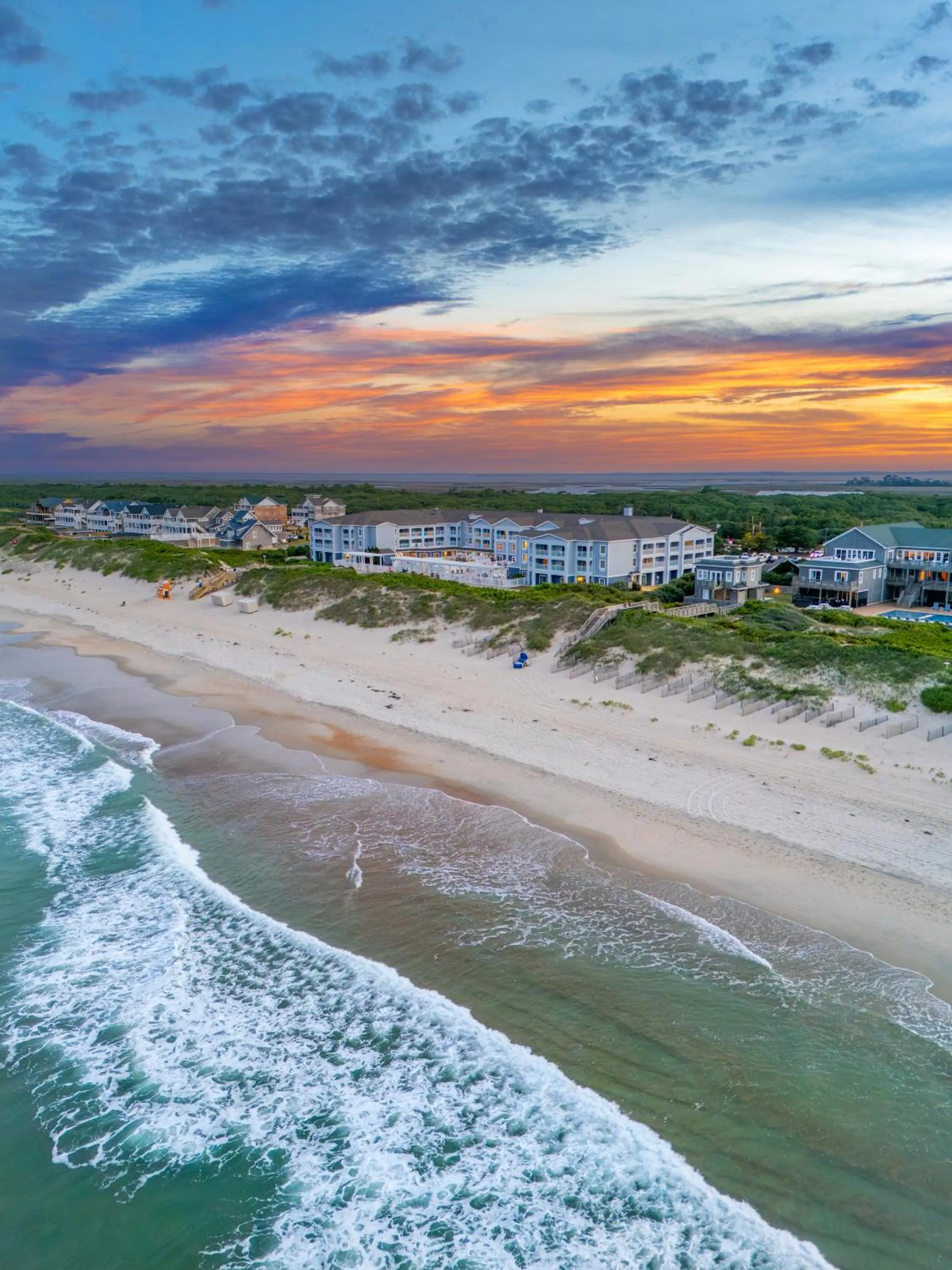 Property building in Hampton Inn & Suites Outer Banks/Corolla