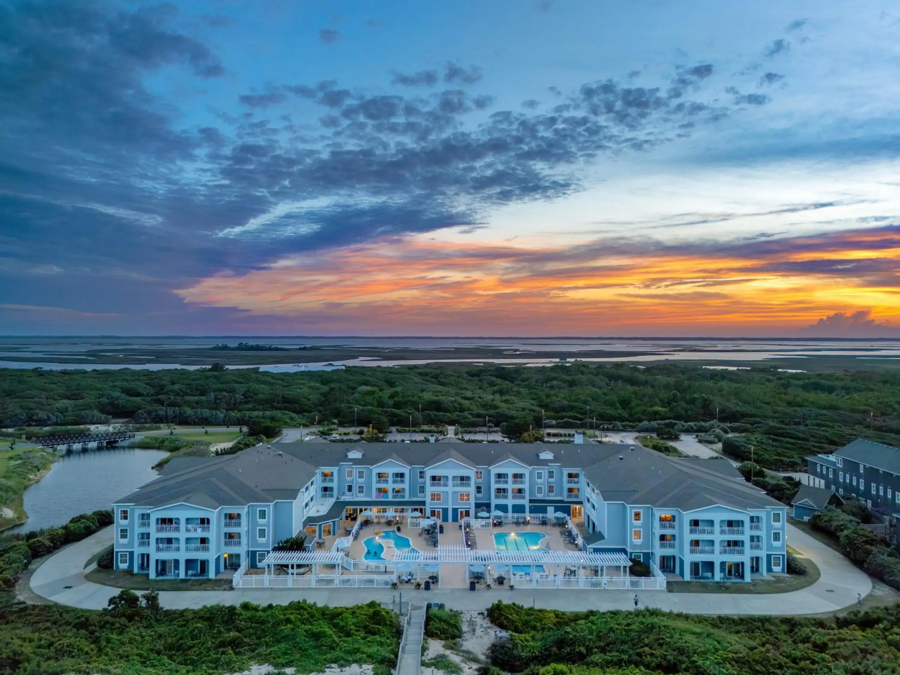 Property building in Hampton Inn & Suites Outer Banks/Corolla Property building in Hampton Inn & Suites Outer Banks/Corolla