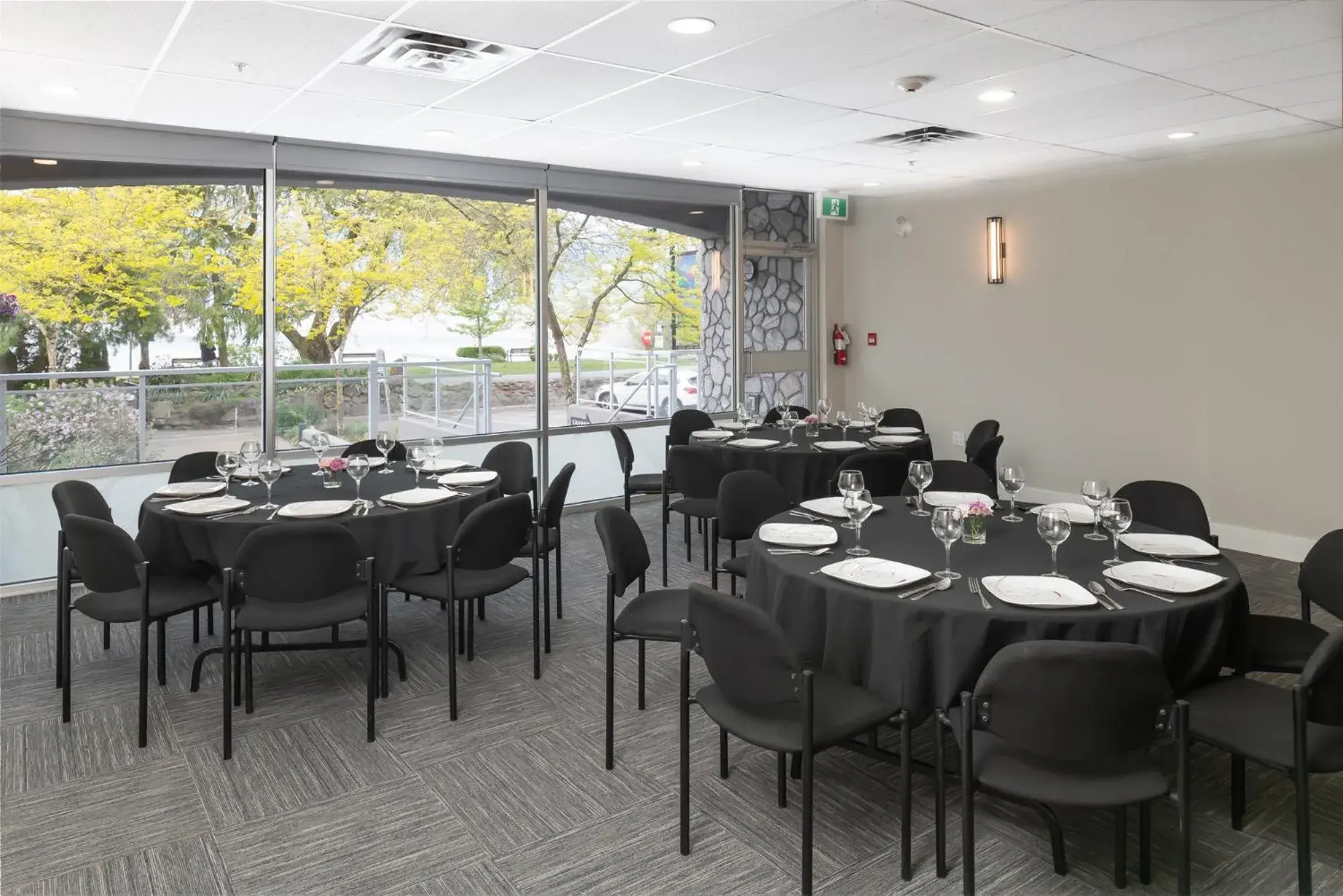 Meeting/conference room in Harrison Beach Hotel Meeting/conference room in Harrison Beach Hotel