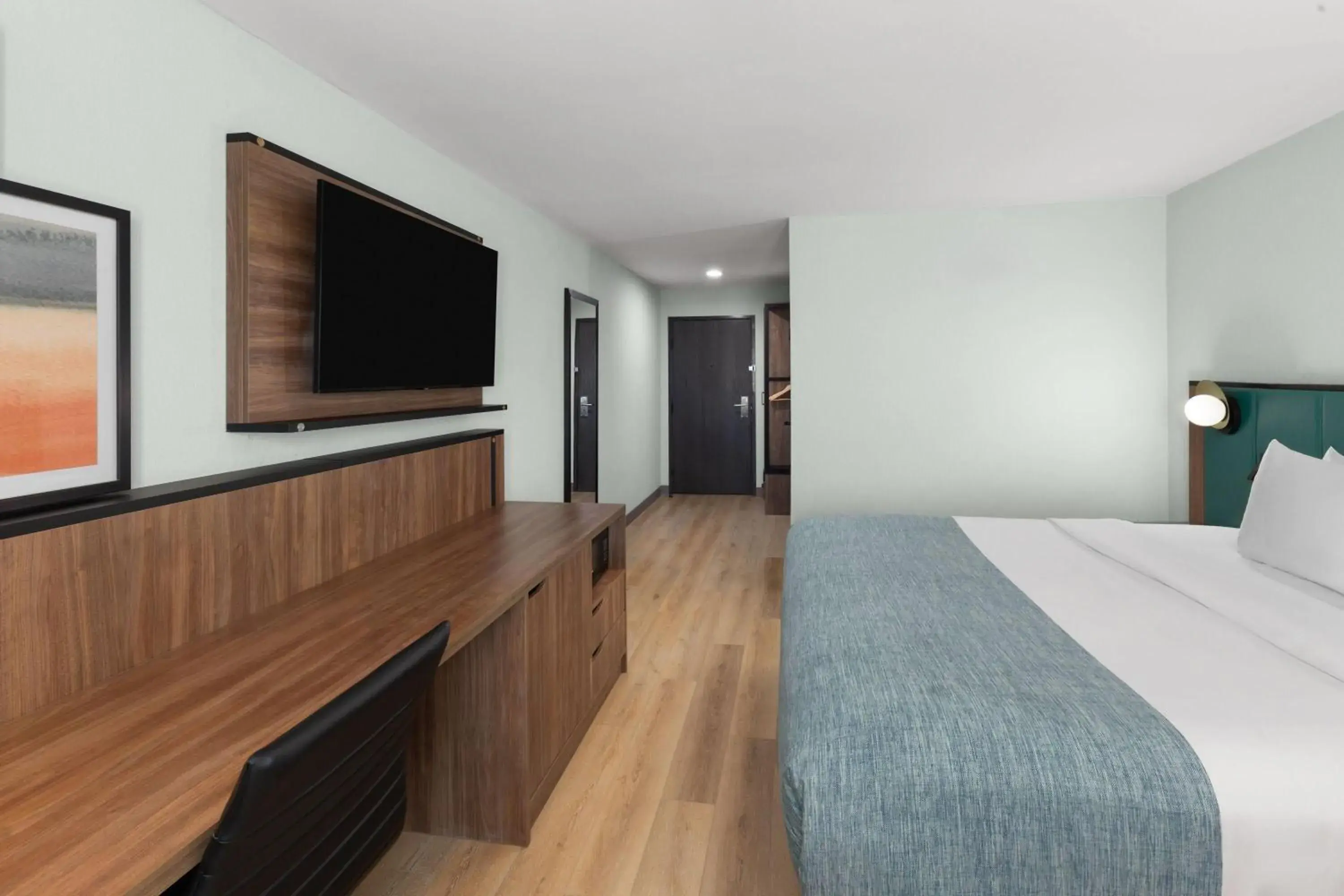 Photo of the whole room, Bed in Wingate by Wyndham Augusta I-20 Photo of the whole room, Bed in Wingate by Wyndham Augusta I-20