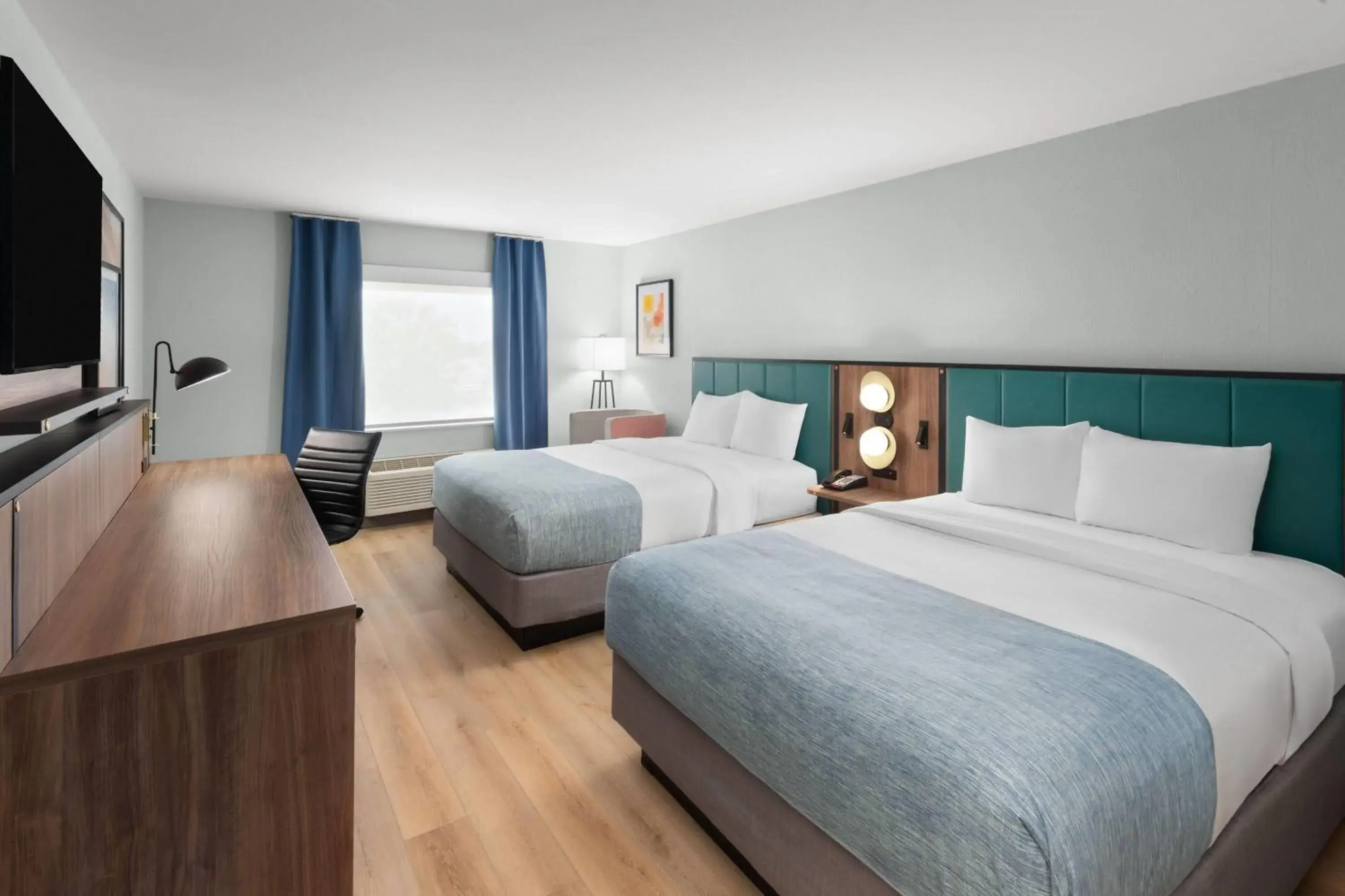 Photo of the whole room, Bed in Wingate by Wyndham Augusta I-20 Photo of the whole room, Bed in Wingate by Wyndham Augusta I-20