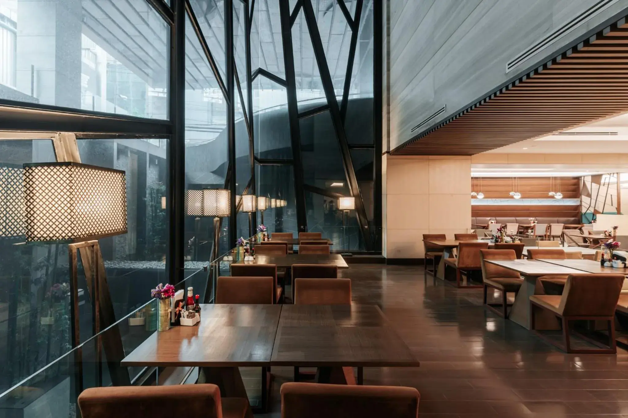 Restaurant/places to eat in AETAS lumpini Restaurant/places to eat in AETAS lumpini