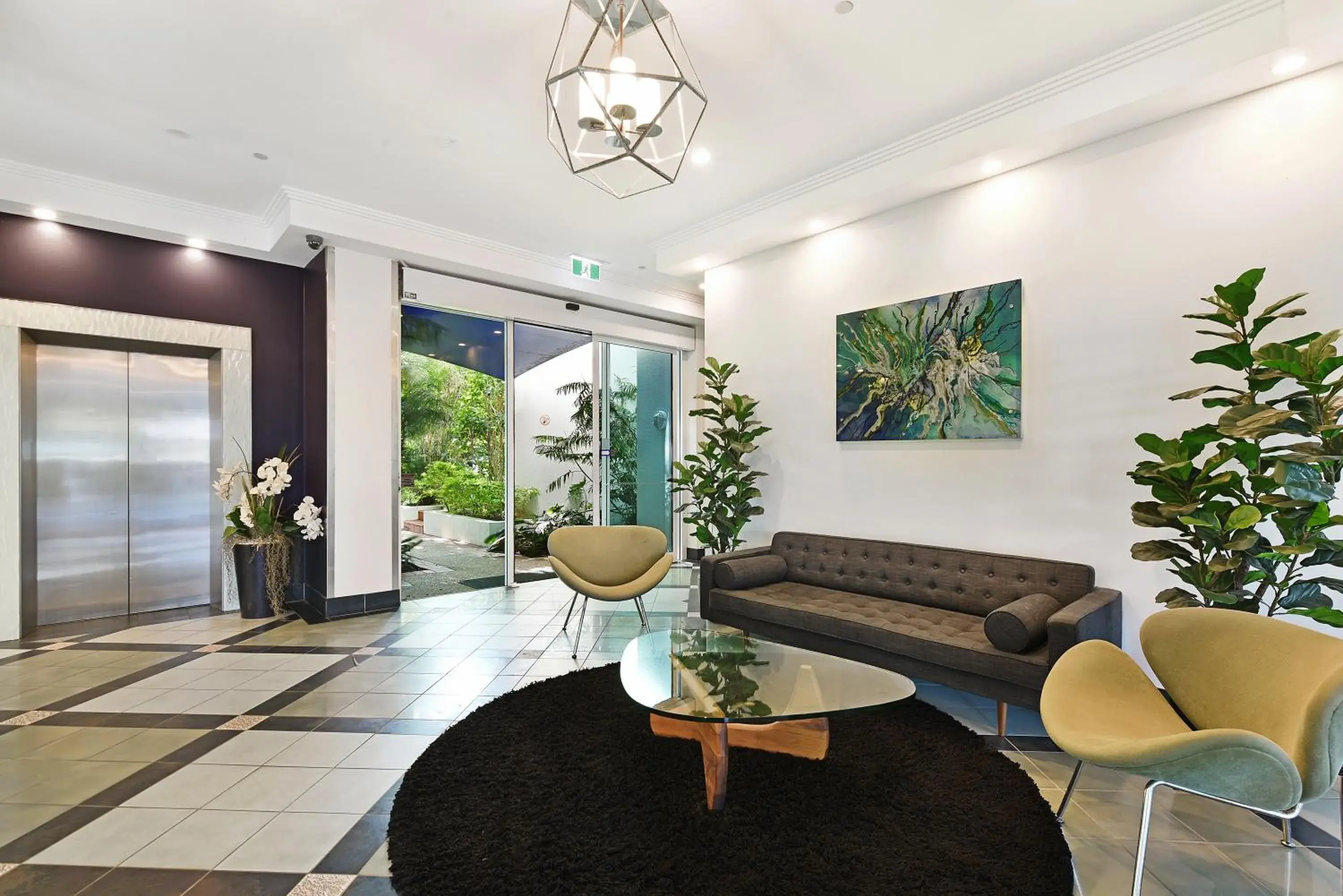 Lobby or reception in Crystal Bay On The Broadwater Lobby or reception in Crystal Bay On The Broadwater