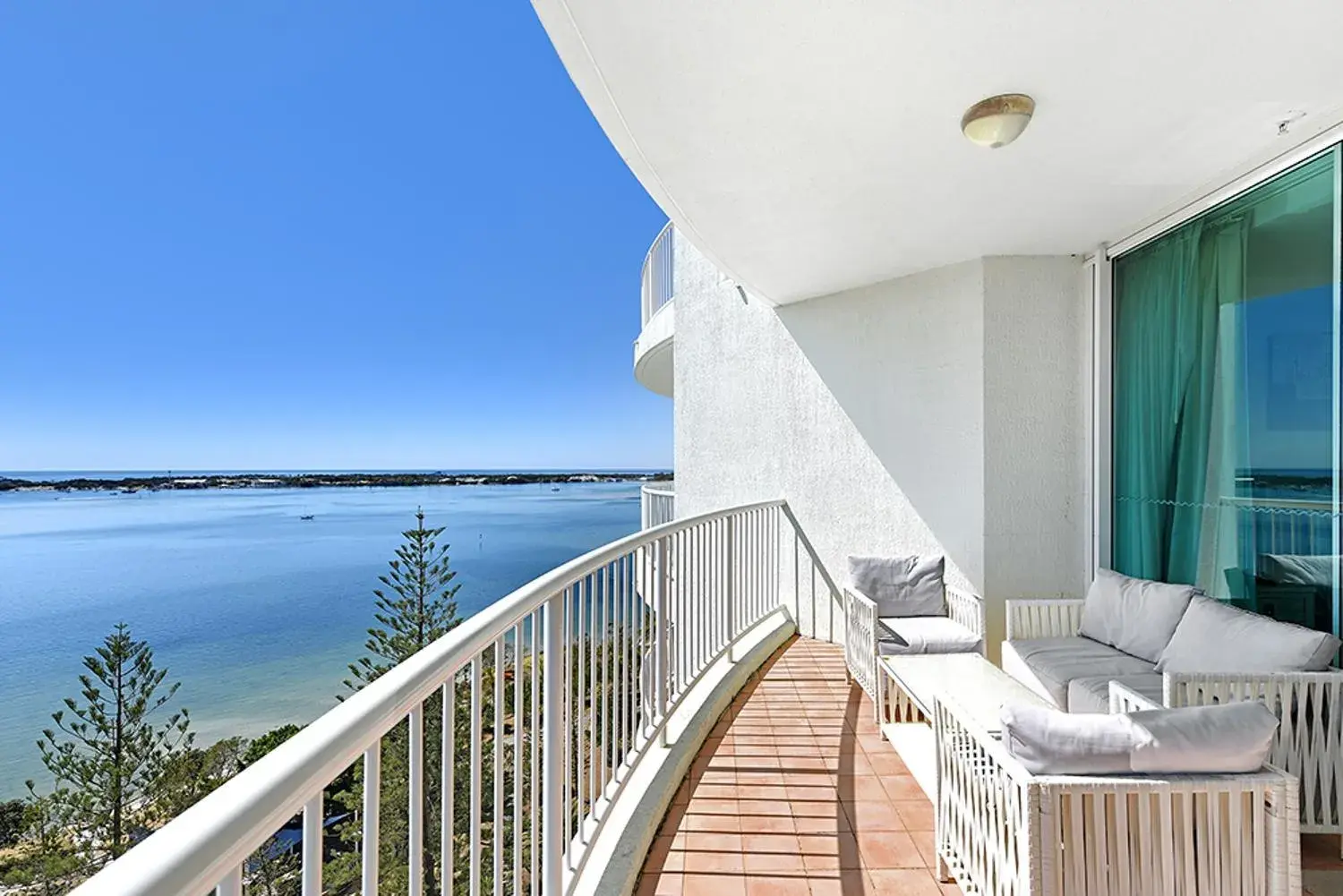 Balcony/Terrace in Crystal Bay On The Broadwater Balcony/Terrace in Crystal Bay On The Broadwater