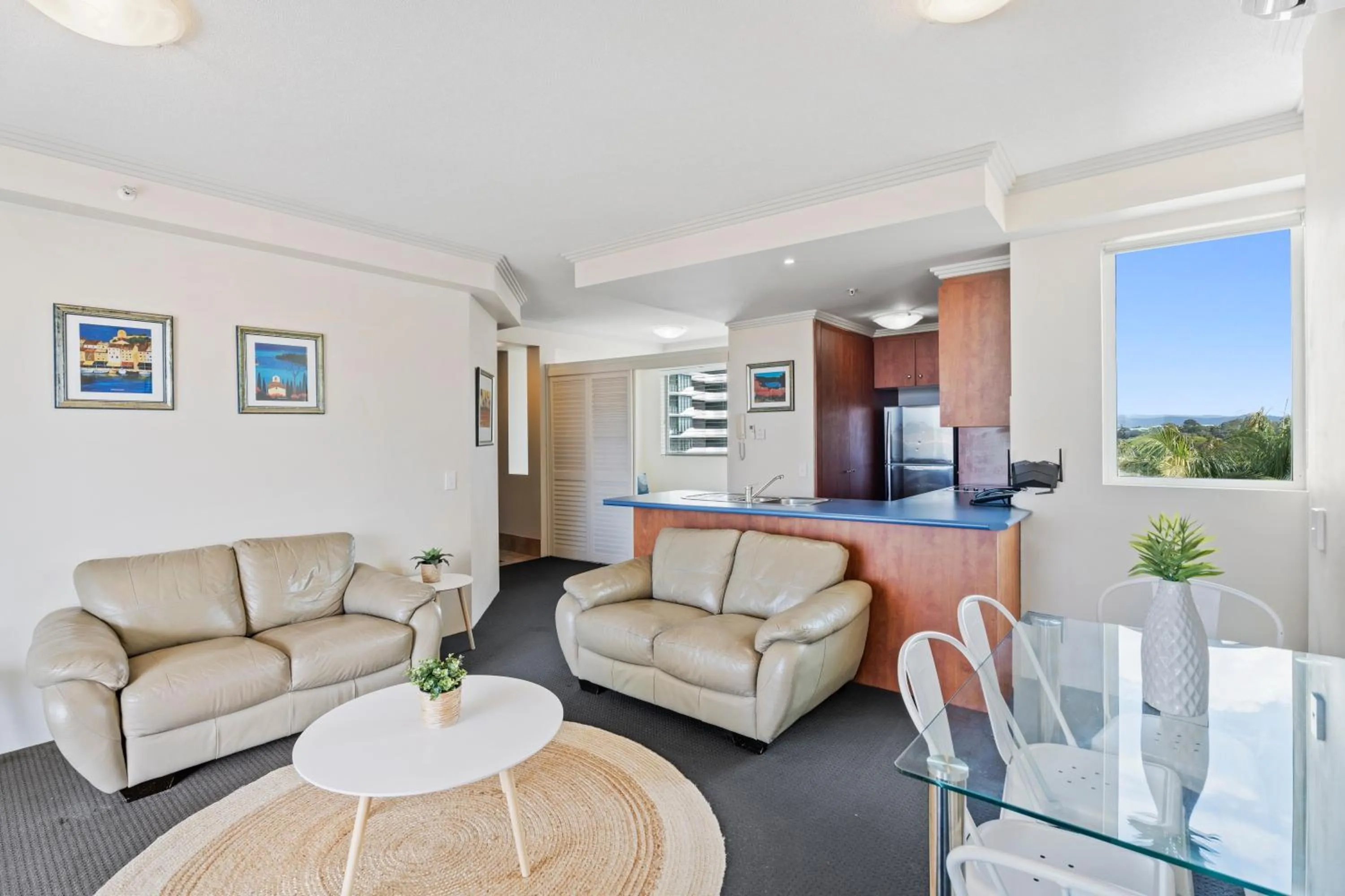 Living room in Crystal Bay On The Broadwater