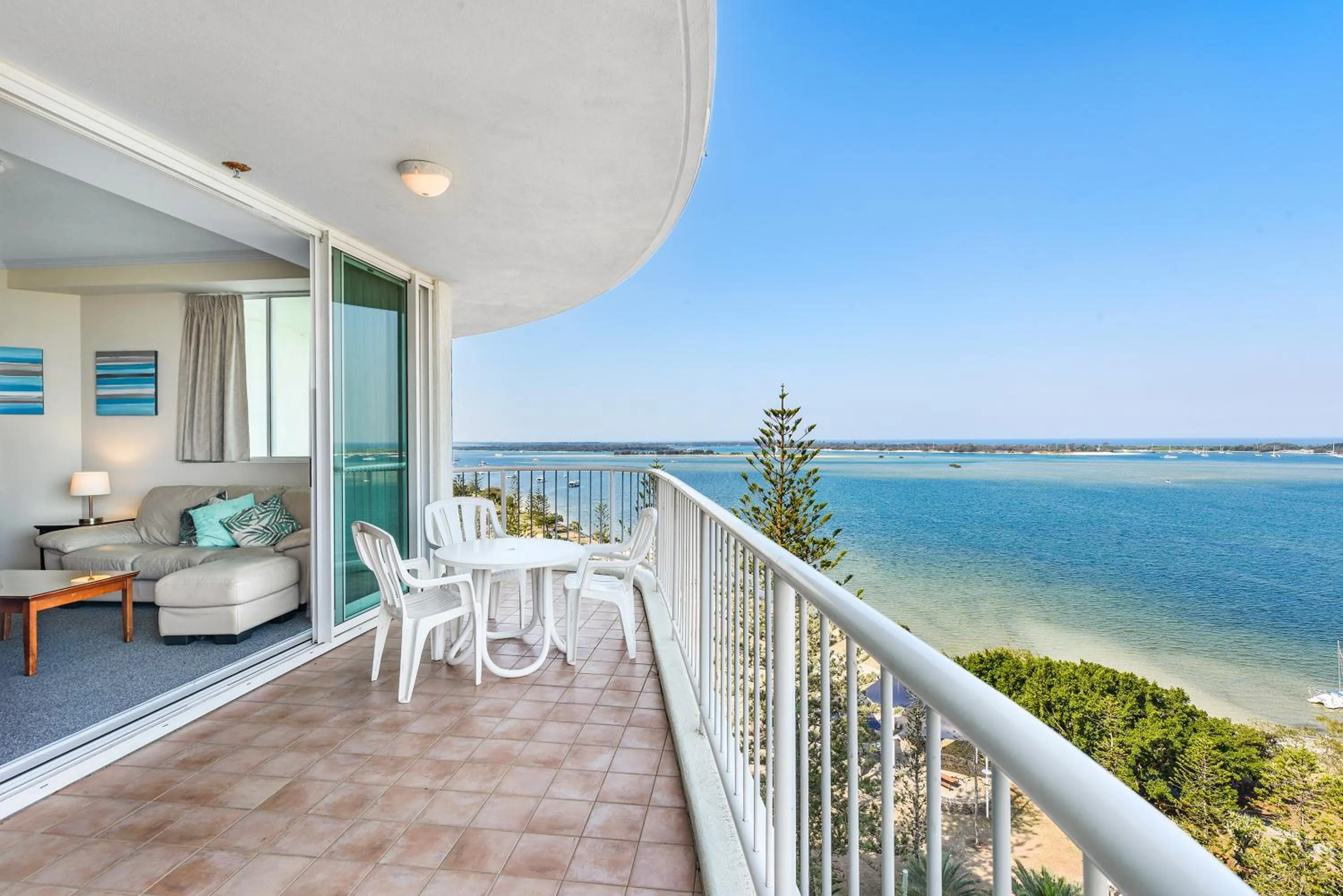 Balcony/Terrace in Crystal Bay On The Broadwater