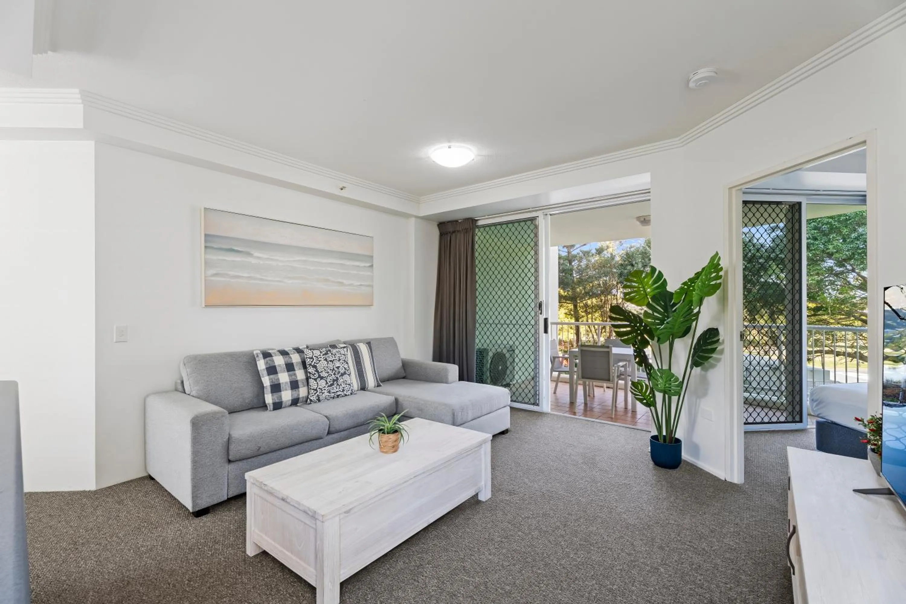 Living room in Crystal Bay On The Broadwater