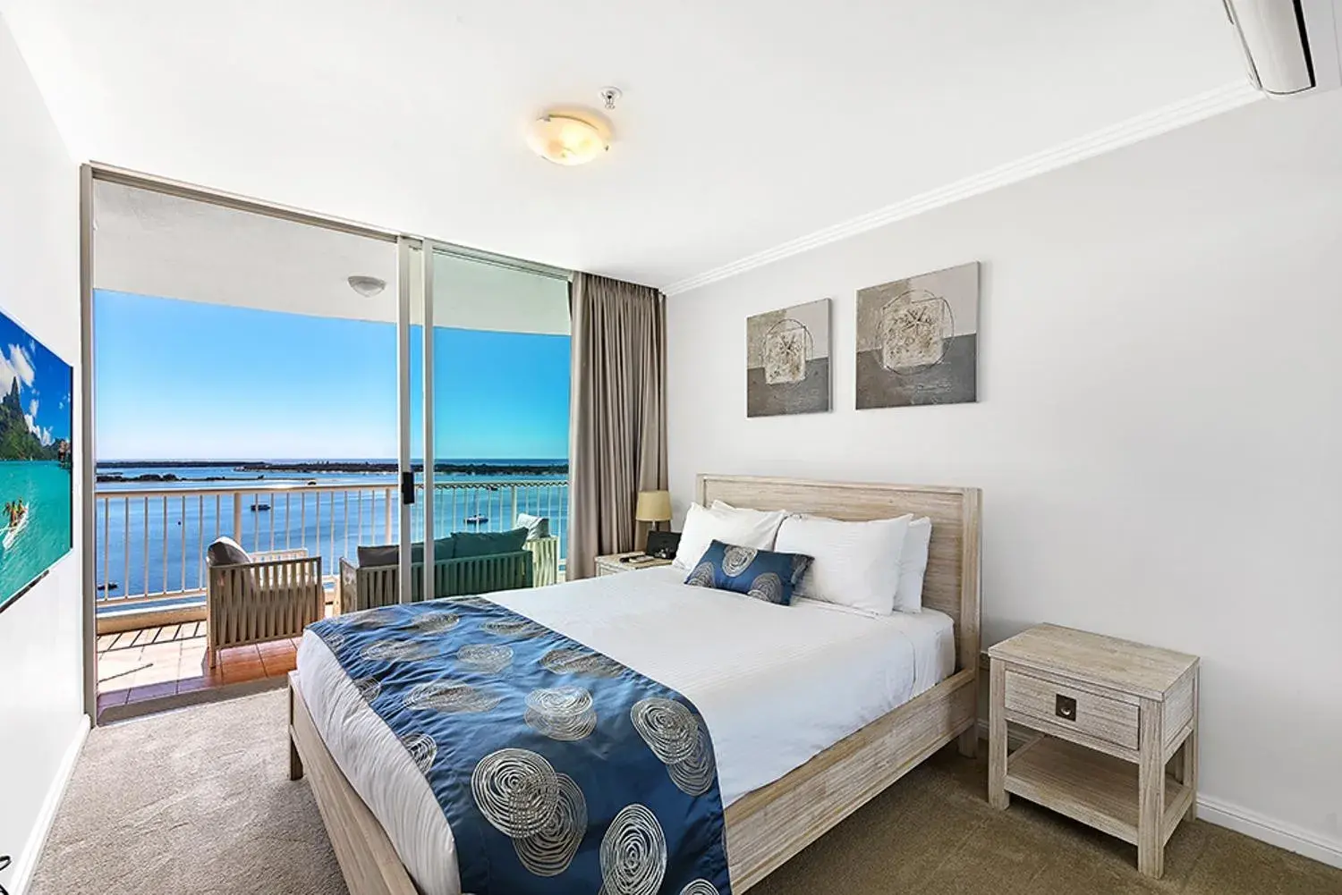 Bedroom, Bed in Crystal Bay On The Broadwater Bedroom, Bed in Crystal Bay On The Broadwater