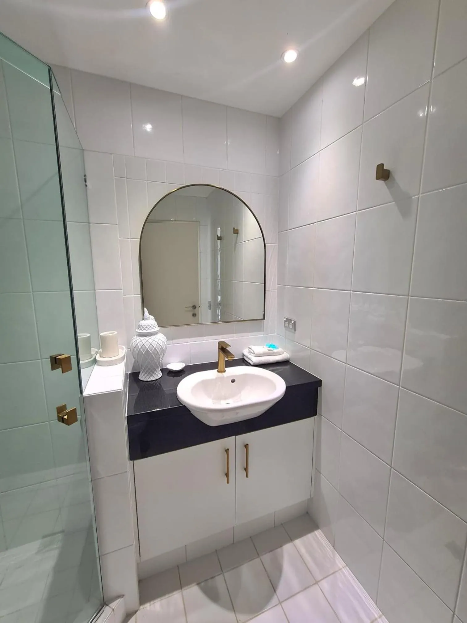 Bathroom in Crystal Bay On The Broadwater