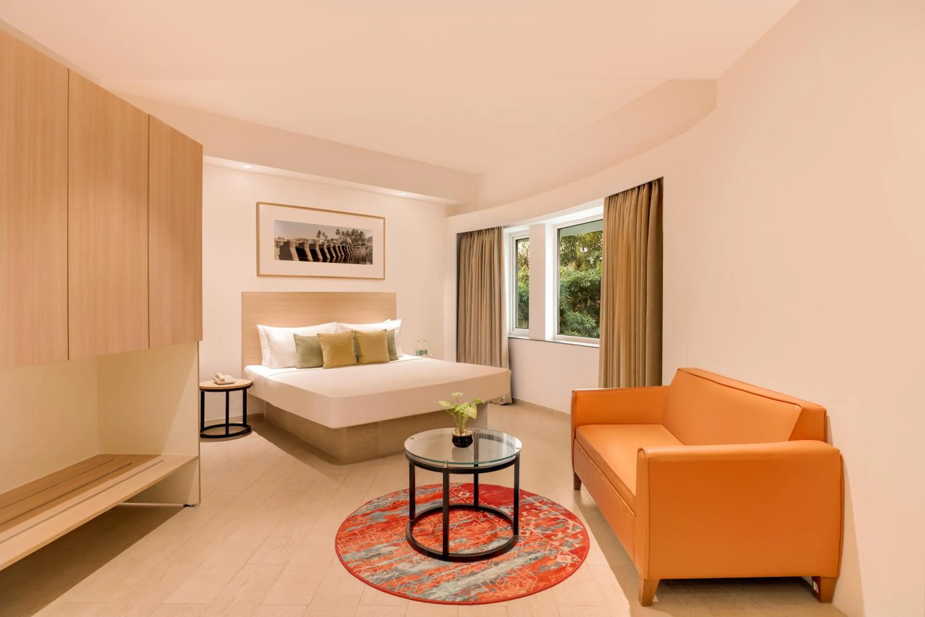 Bedroom, Bed in Lemon Tree Hotel Hinjewadi Pune