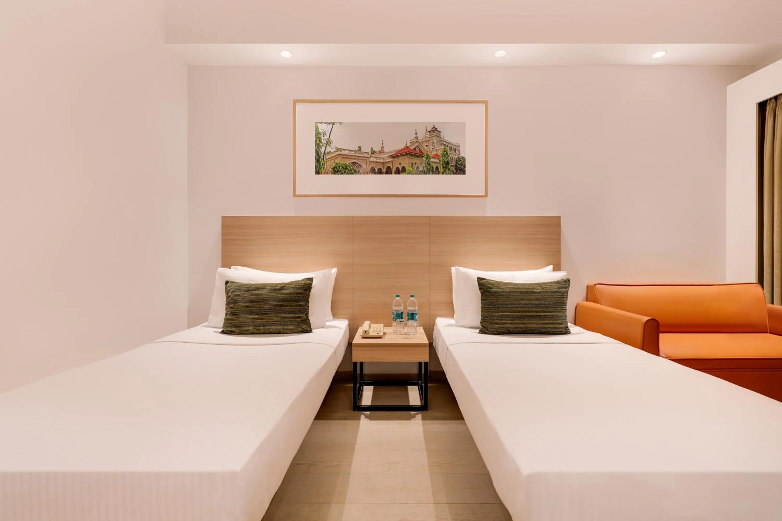 Bedroom, Bed in Lemon Tree Hotel Hinjewadi Pune