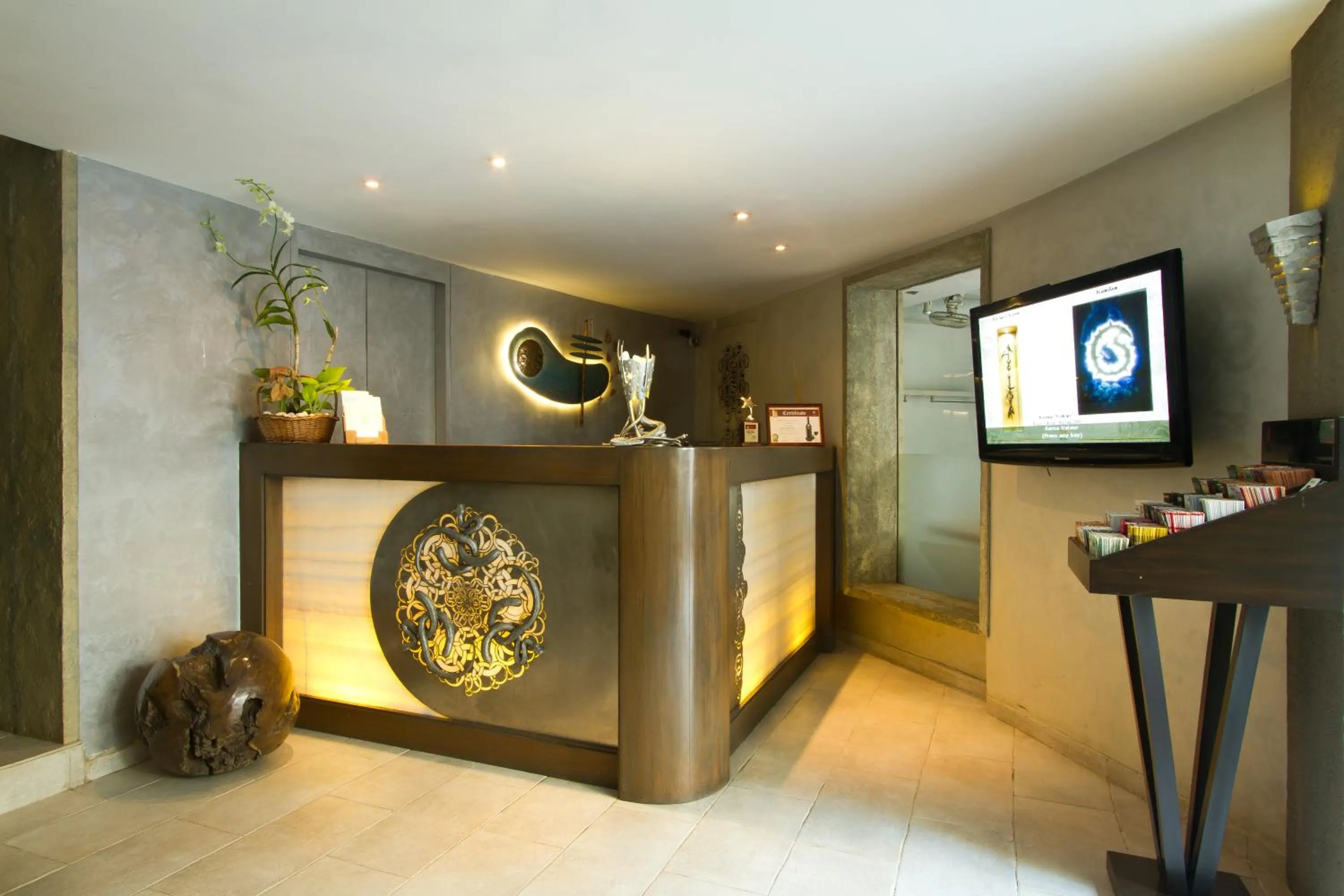 Lobby or reception in Le Sutra Hotel, Khar, Mumbai