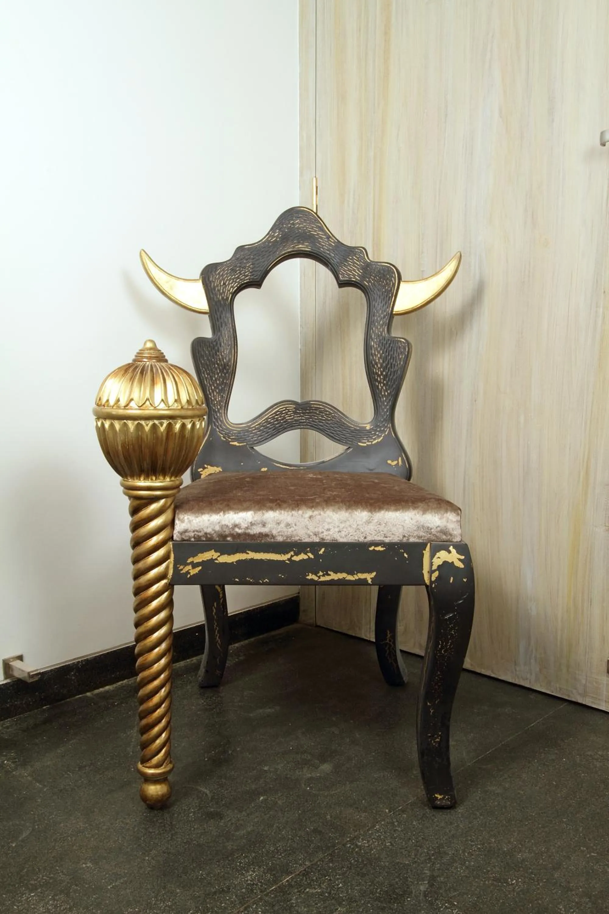 Area and facilities in Le Sutra Hotel, Khar, Mumbai