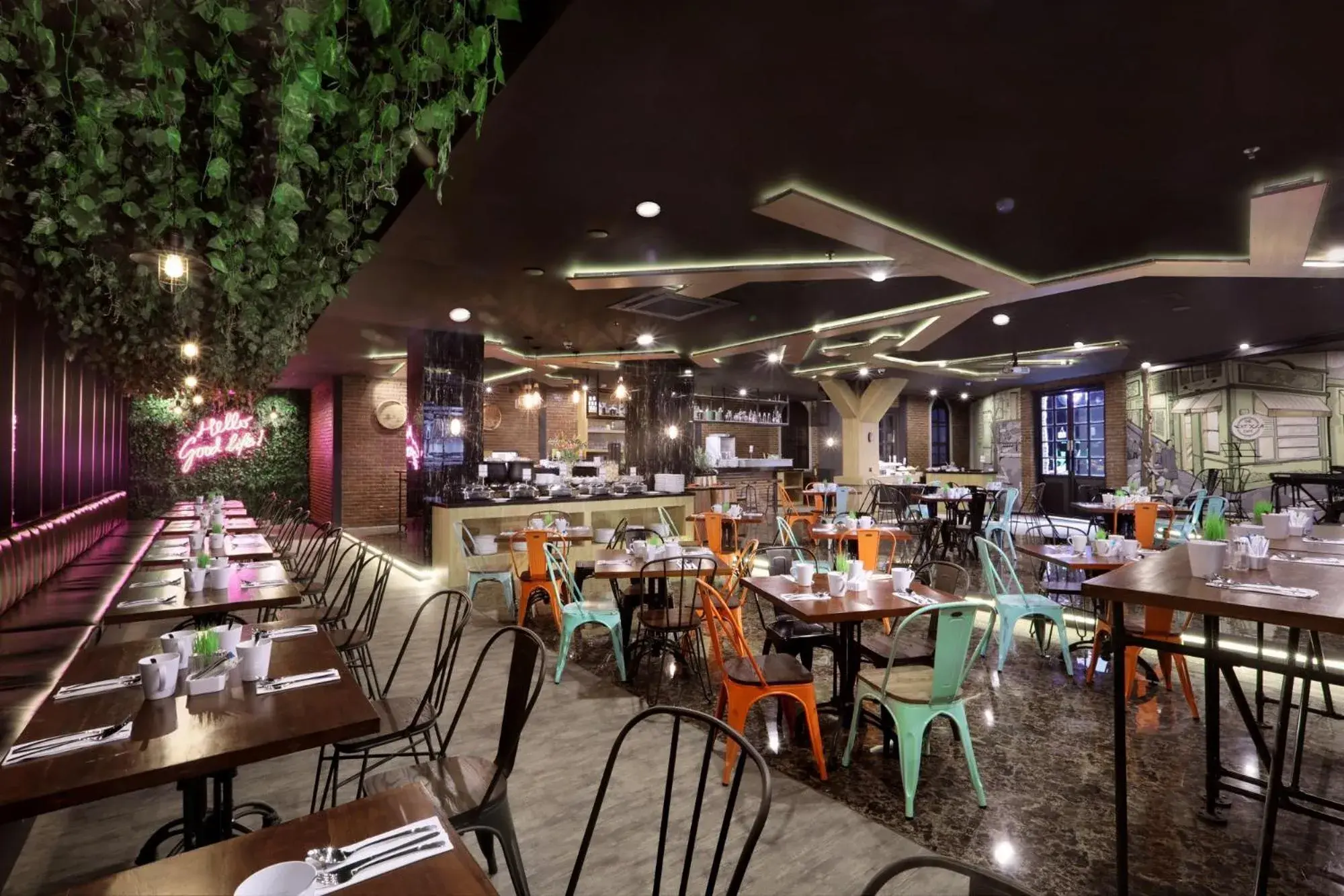 Restaurant/places to eat in favehotel Madiun Restaurant/places to eat in favehotel Madiun