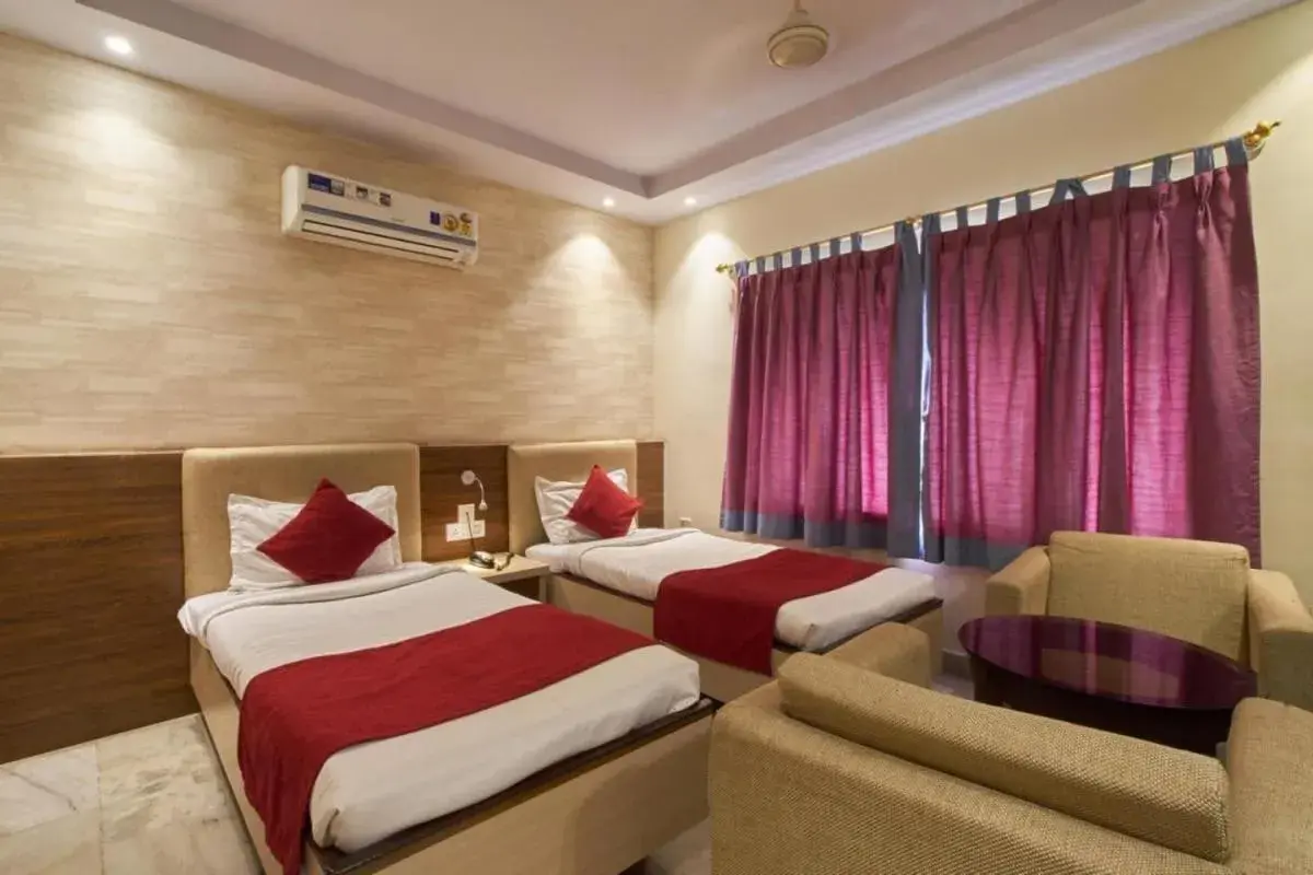 Bedroom, Bed in Pallavi International Bedroom, Bed in Pallavi International