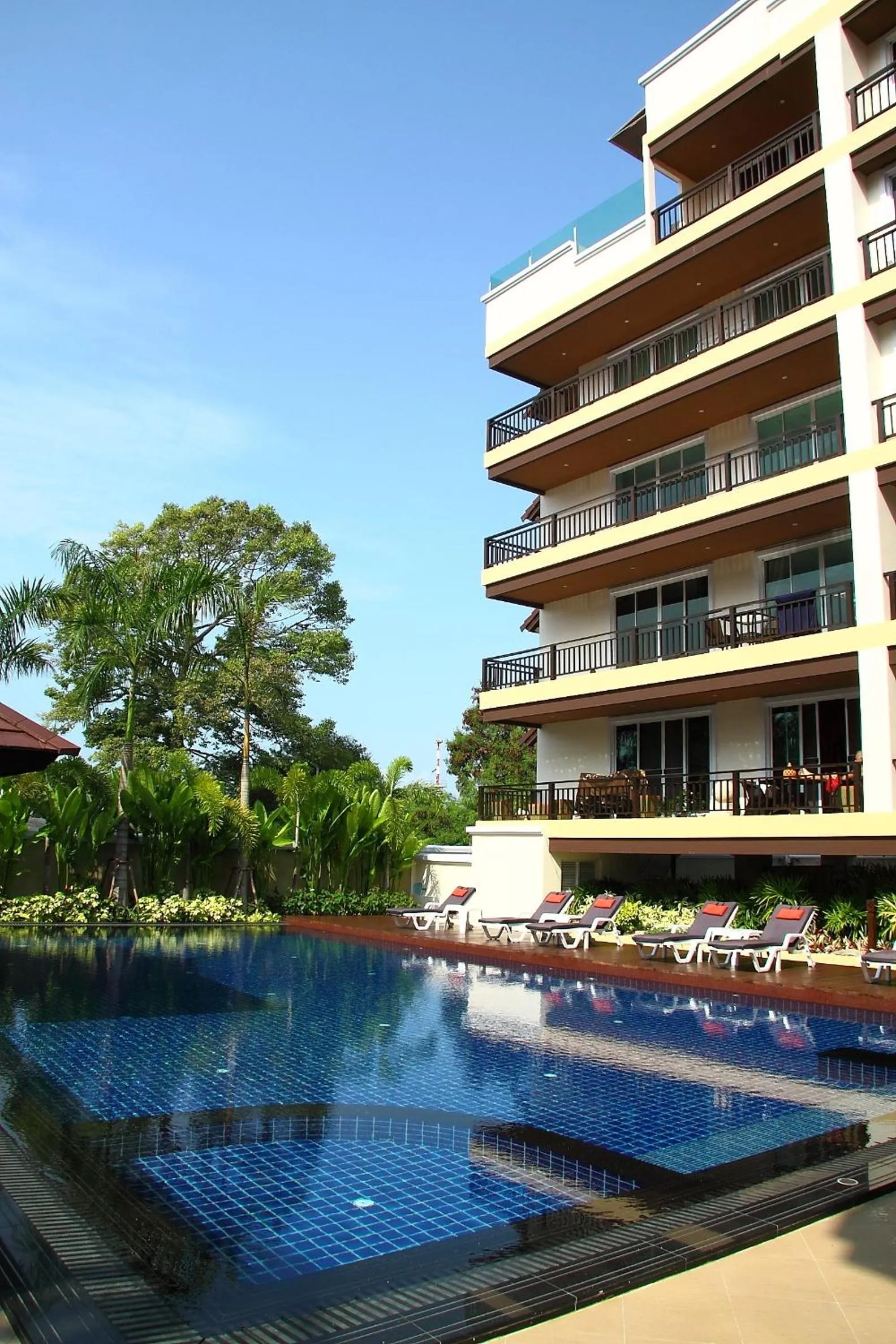 Facade/entrance in Jomtien Beach Penthouses