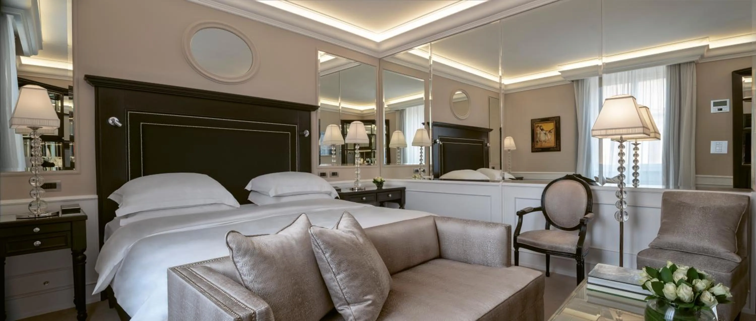 Shower in Hassler Roma