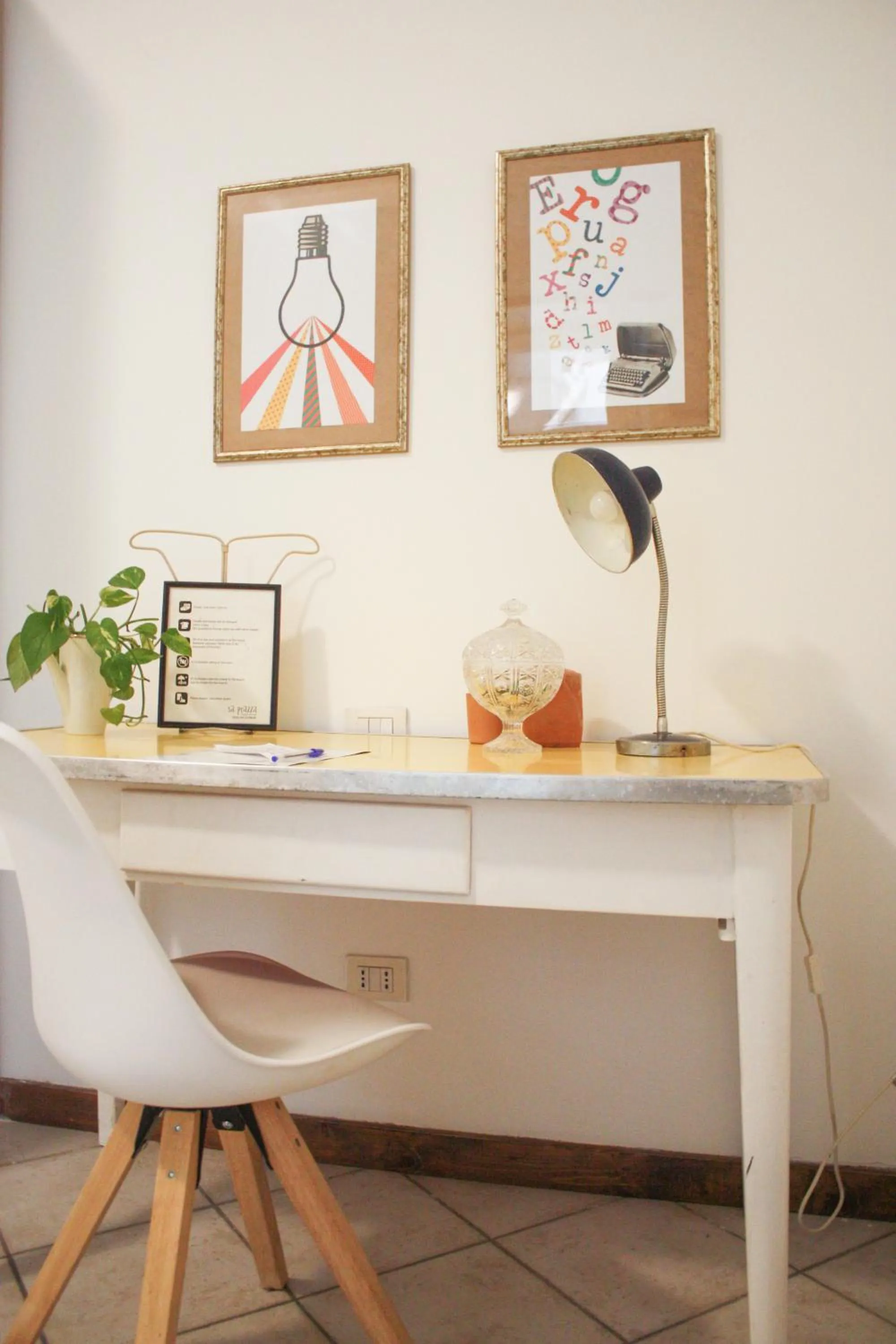 Decorative detail in Sa Prazza GuestHouse