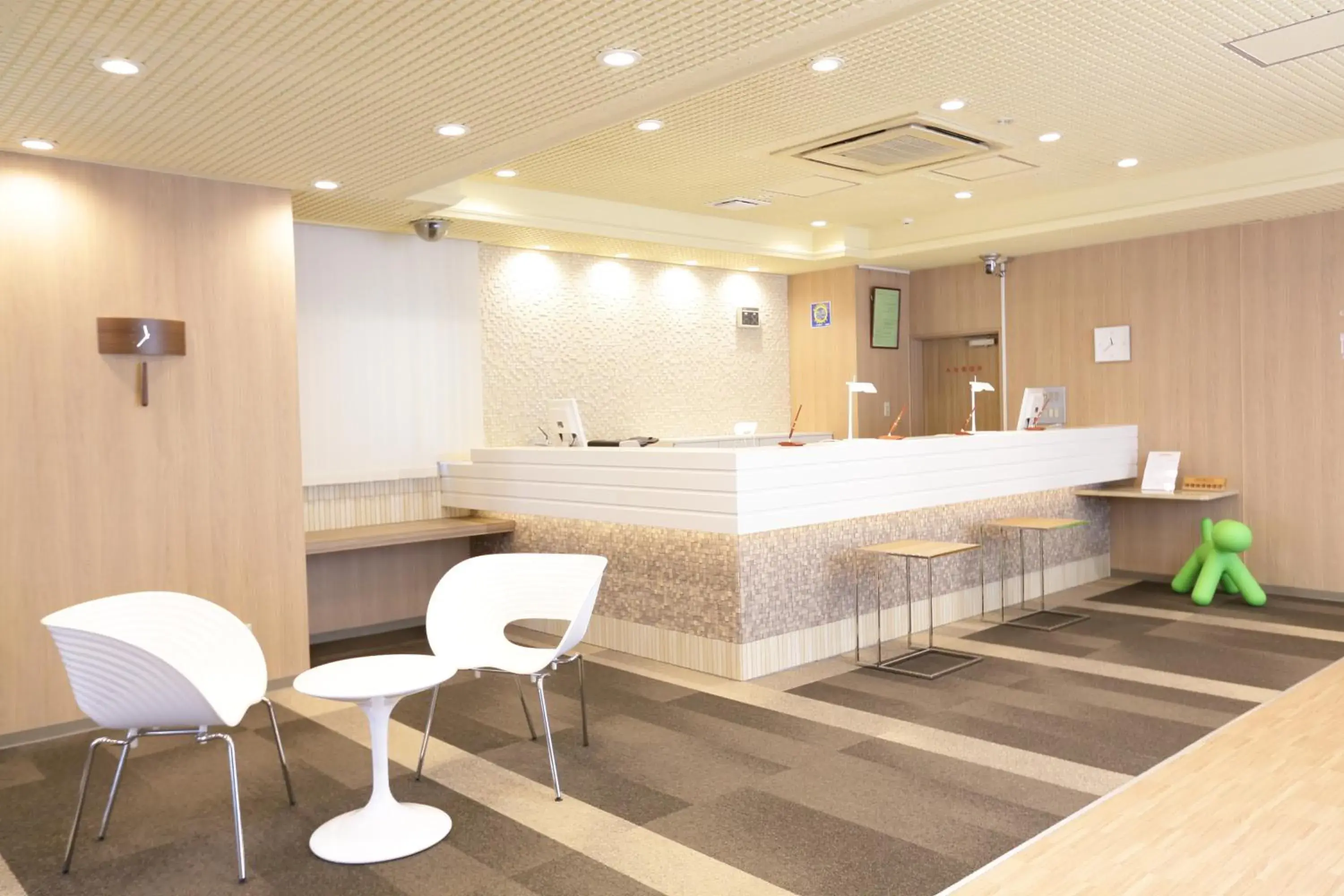 Lobby or reception in Hotel Green Mark Lobby or reception in Hotel Green Mark