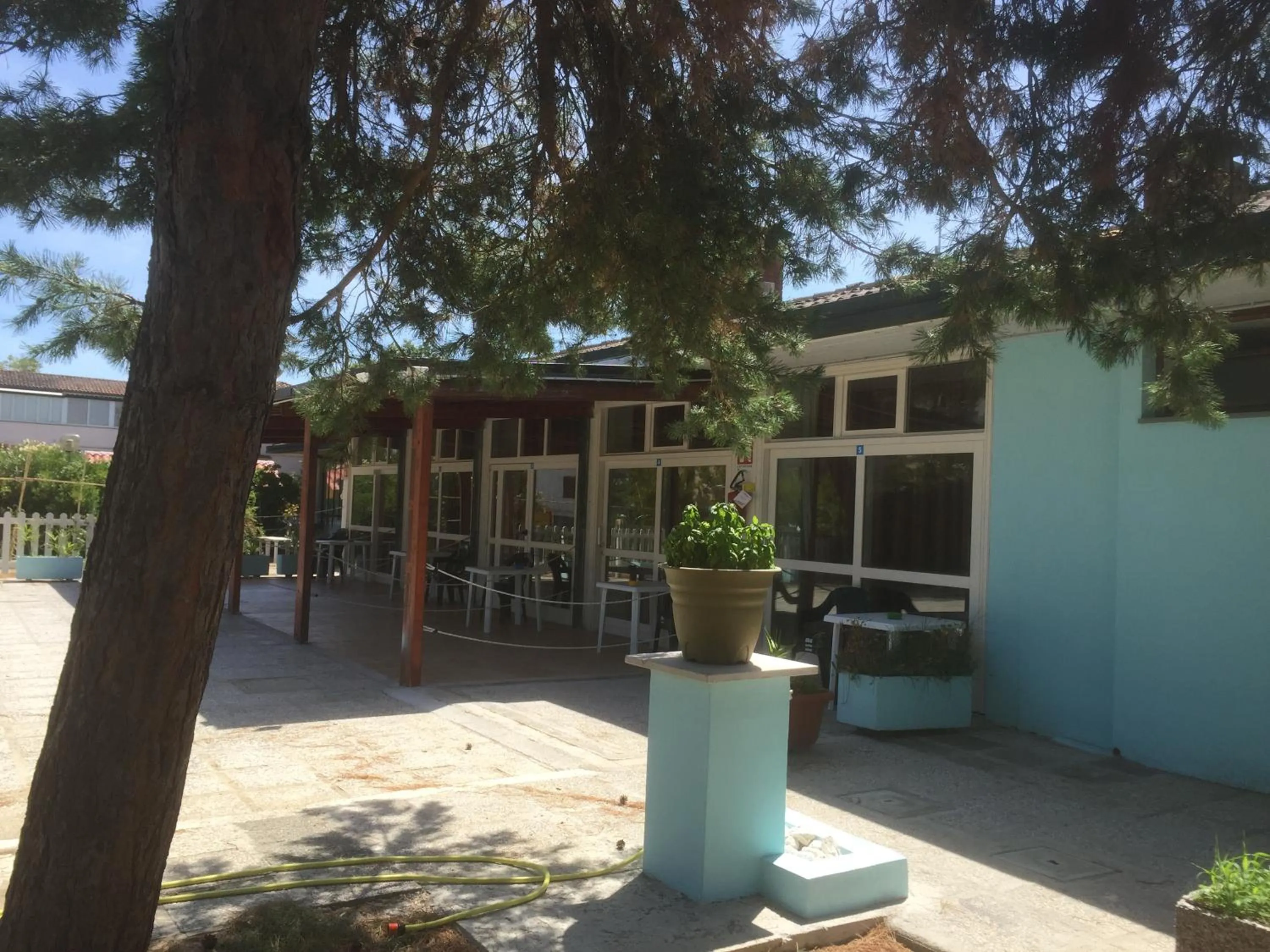 Facade/entrance in Duna camere con bagno