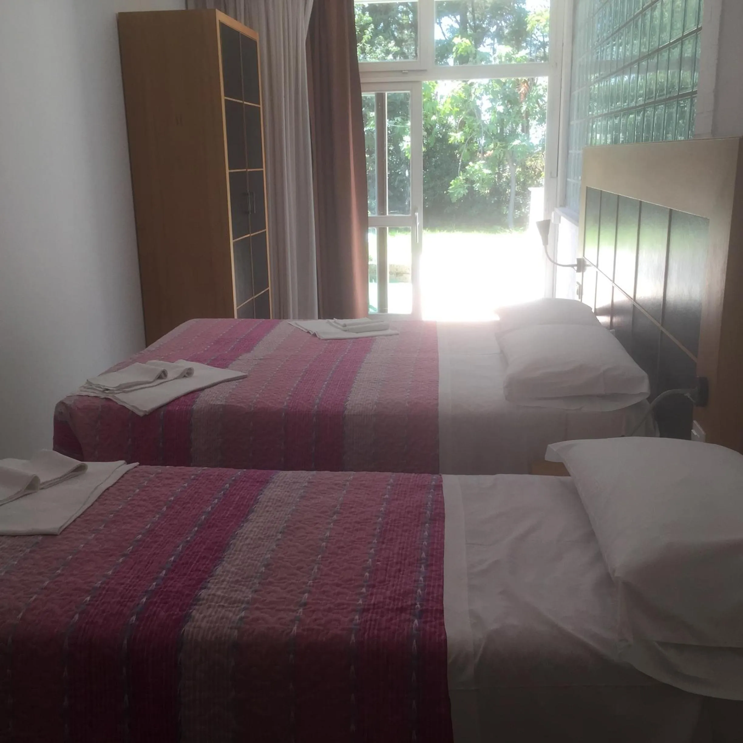 Bedroom, Bed in Duna camere con bagno