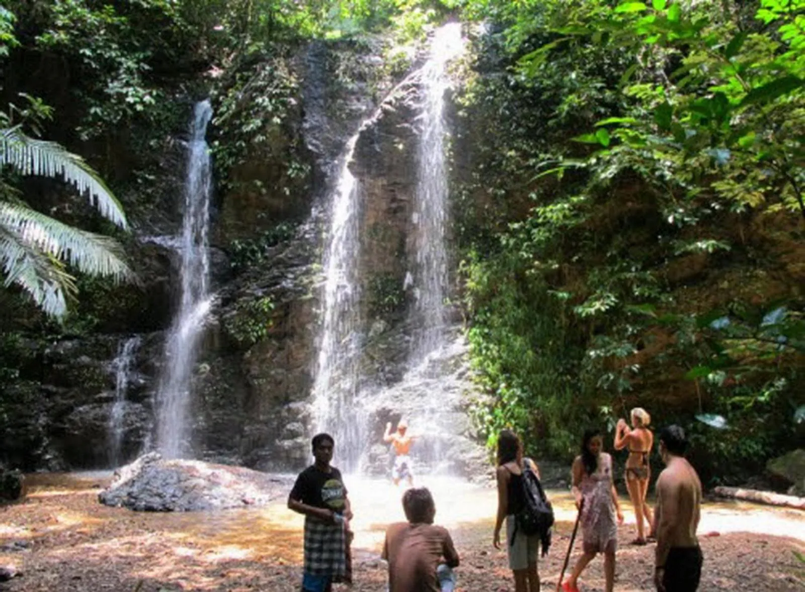 Nearby landmark in Lanta Hostel