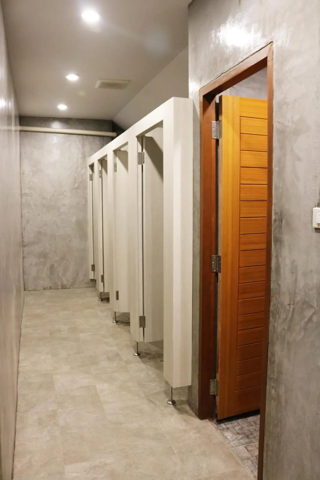 Bathroom in Lanta Hostel