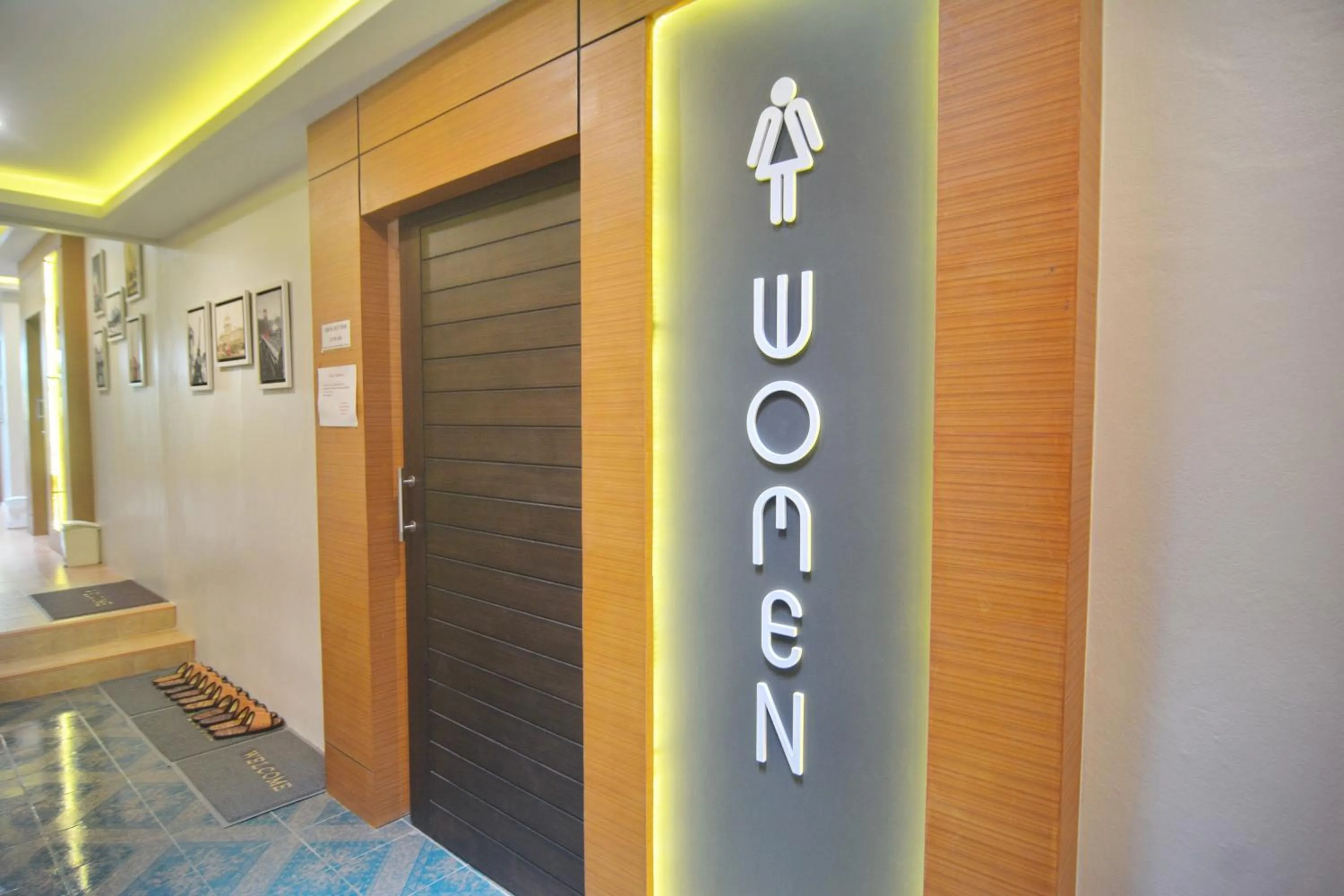 Photo of the whole room in Lanta Hostel