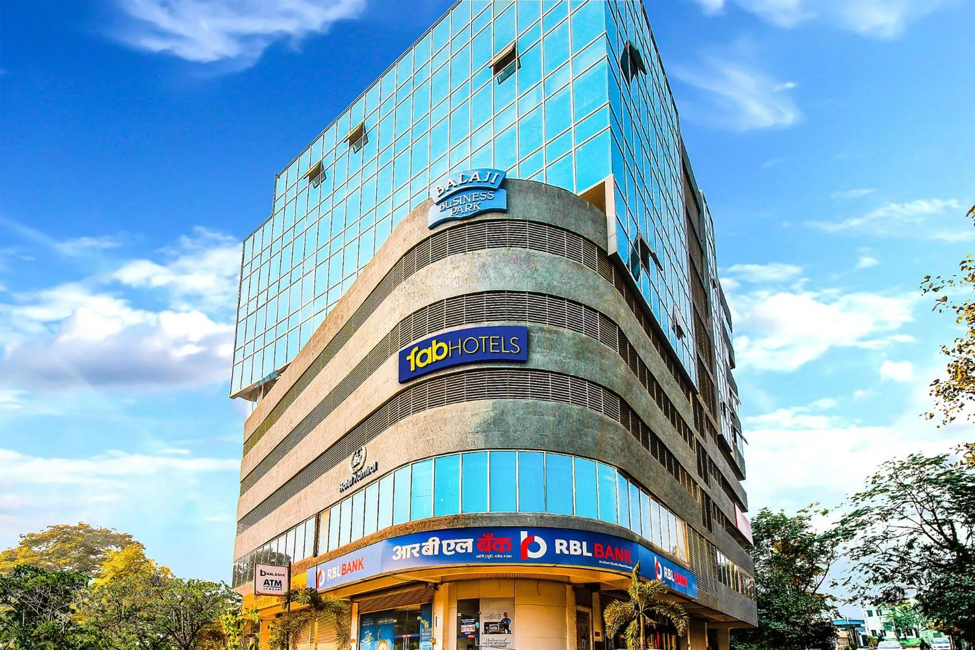 FabHotel Admiral - Nr Mumbai International Airport