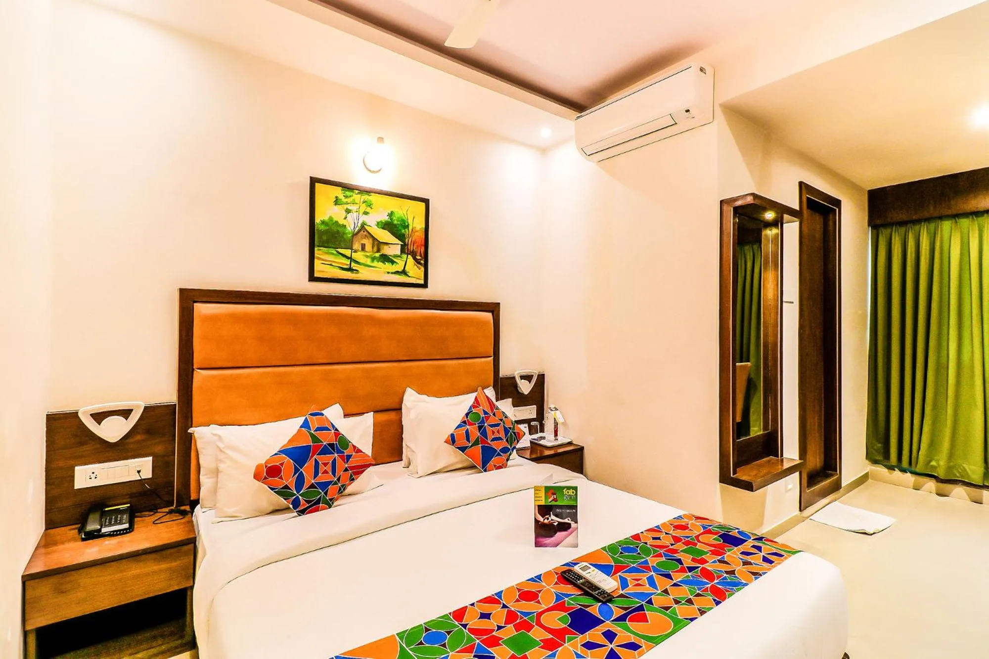 Photo of the whole room, Bed in FabHotel Admiral - Nr Mumbai International Airport