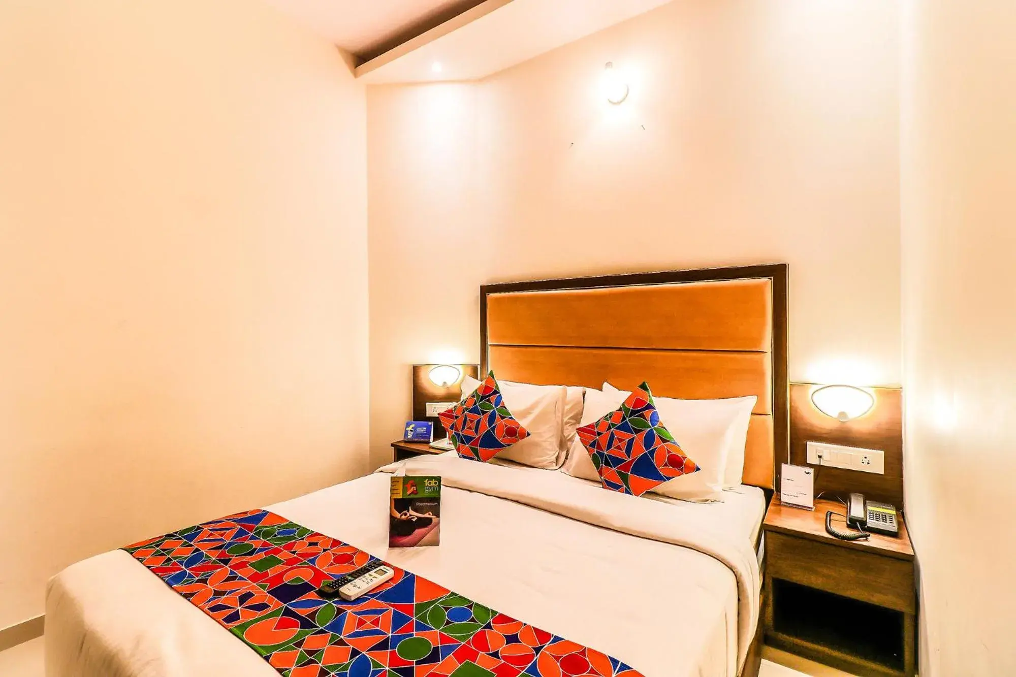 Bed in FabHotel Admiral - Nr Mumbai International Airport Bed in FabHotel Admiral - Nr Mumbai International Airport