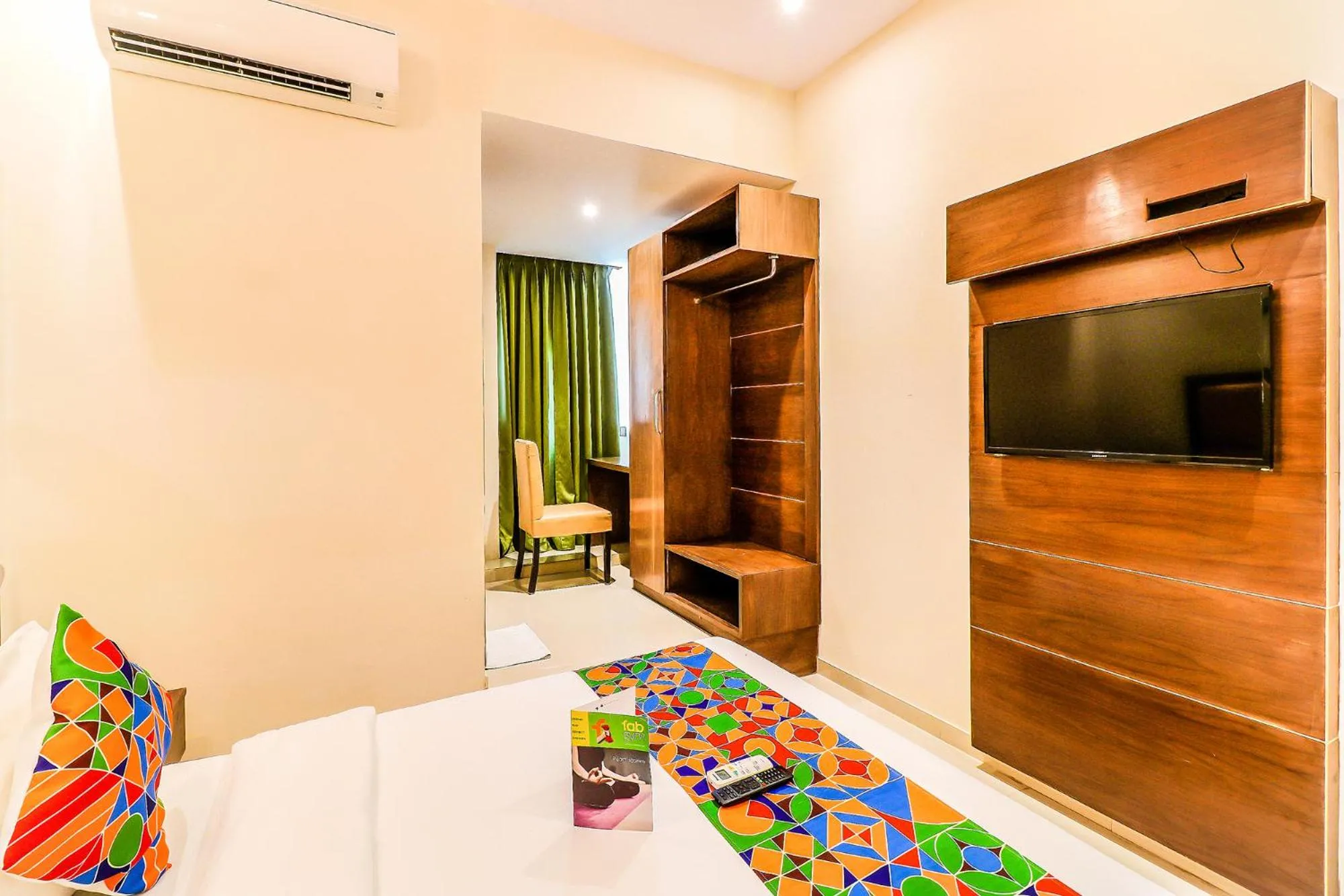 TV and multimedia, Bed in FabHotel Admiral - Nr Mumbai International Airport
