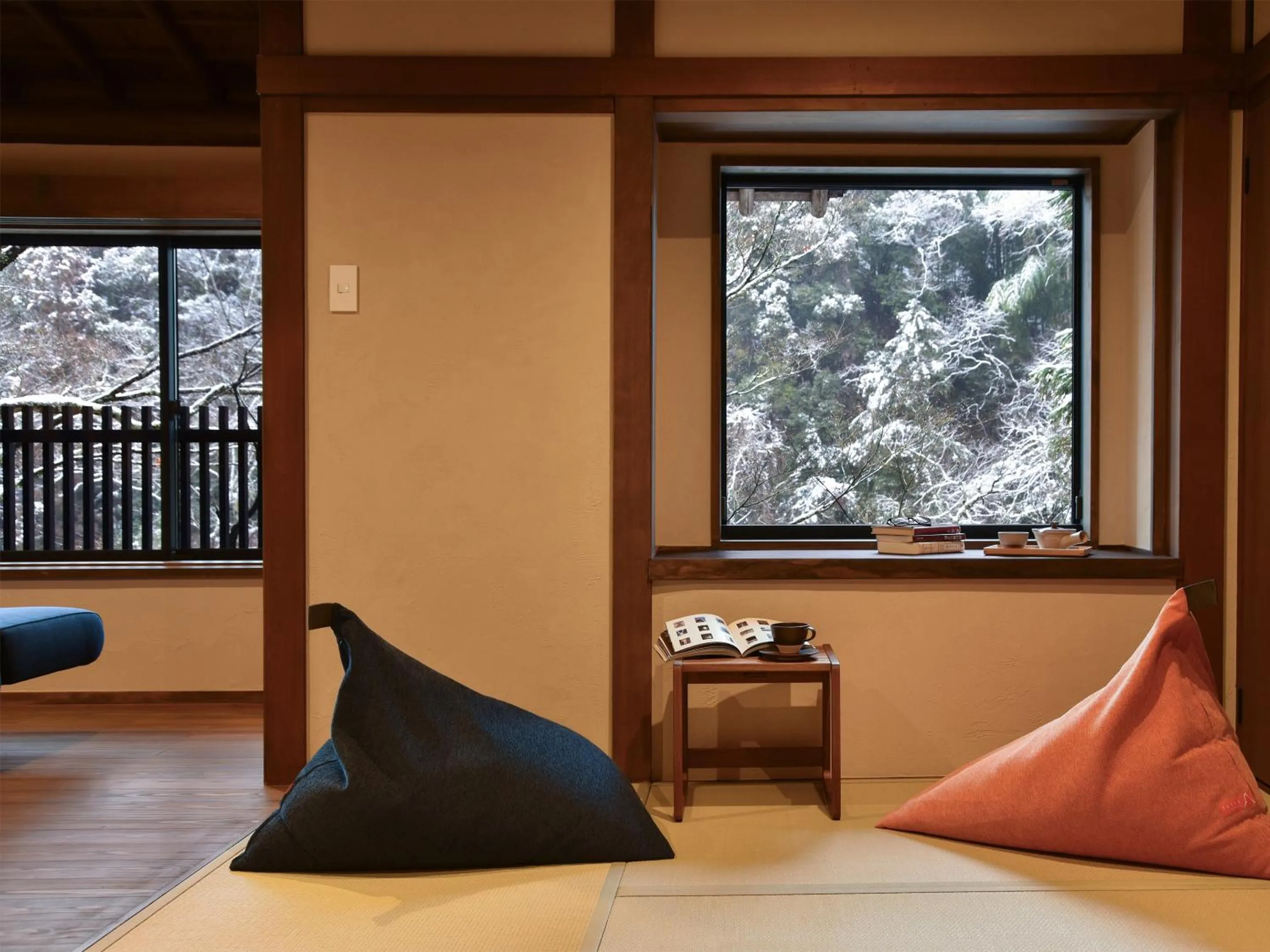 Photo of the whole room in Kyousen