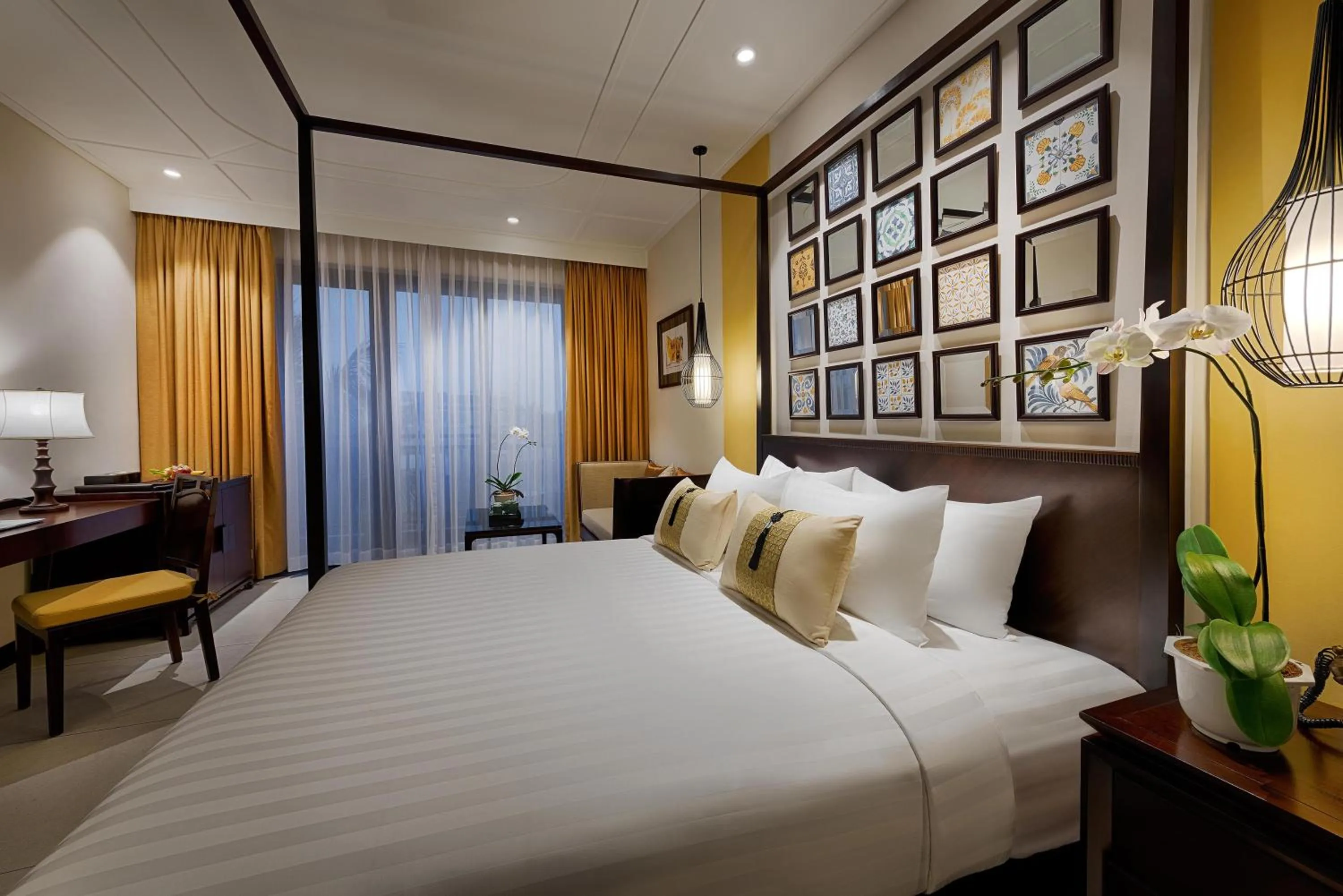 Bed in Allegro Hoi An . A Little Luxury Hotel & Spa