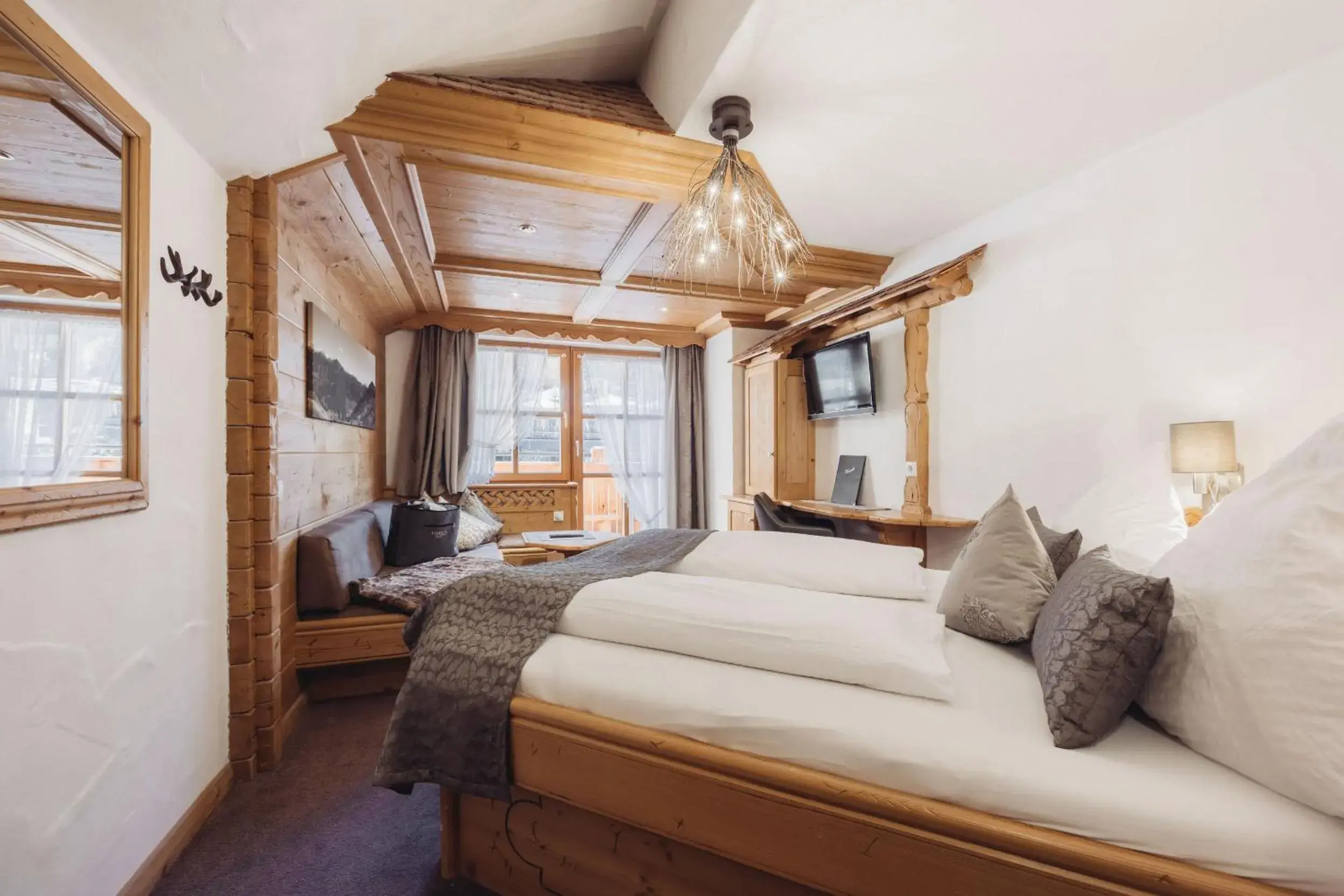 Double Room in Genusshotel Vermala Montafon Double Room in Genusshotel Vermala Montafon