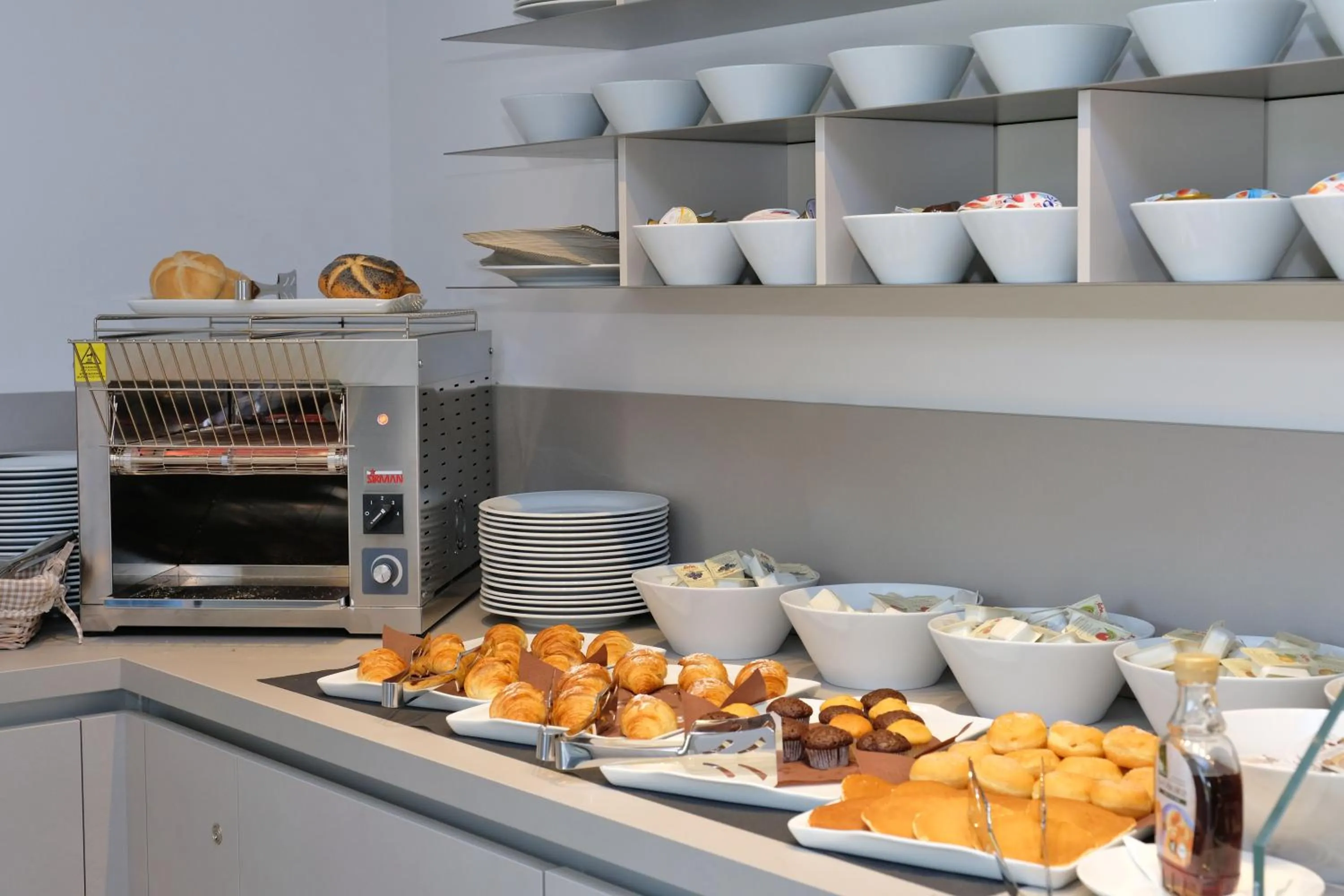 Continental breakfast in Relais Villa Clodia