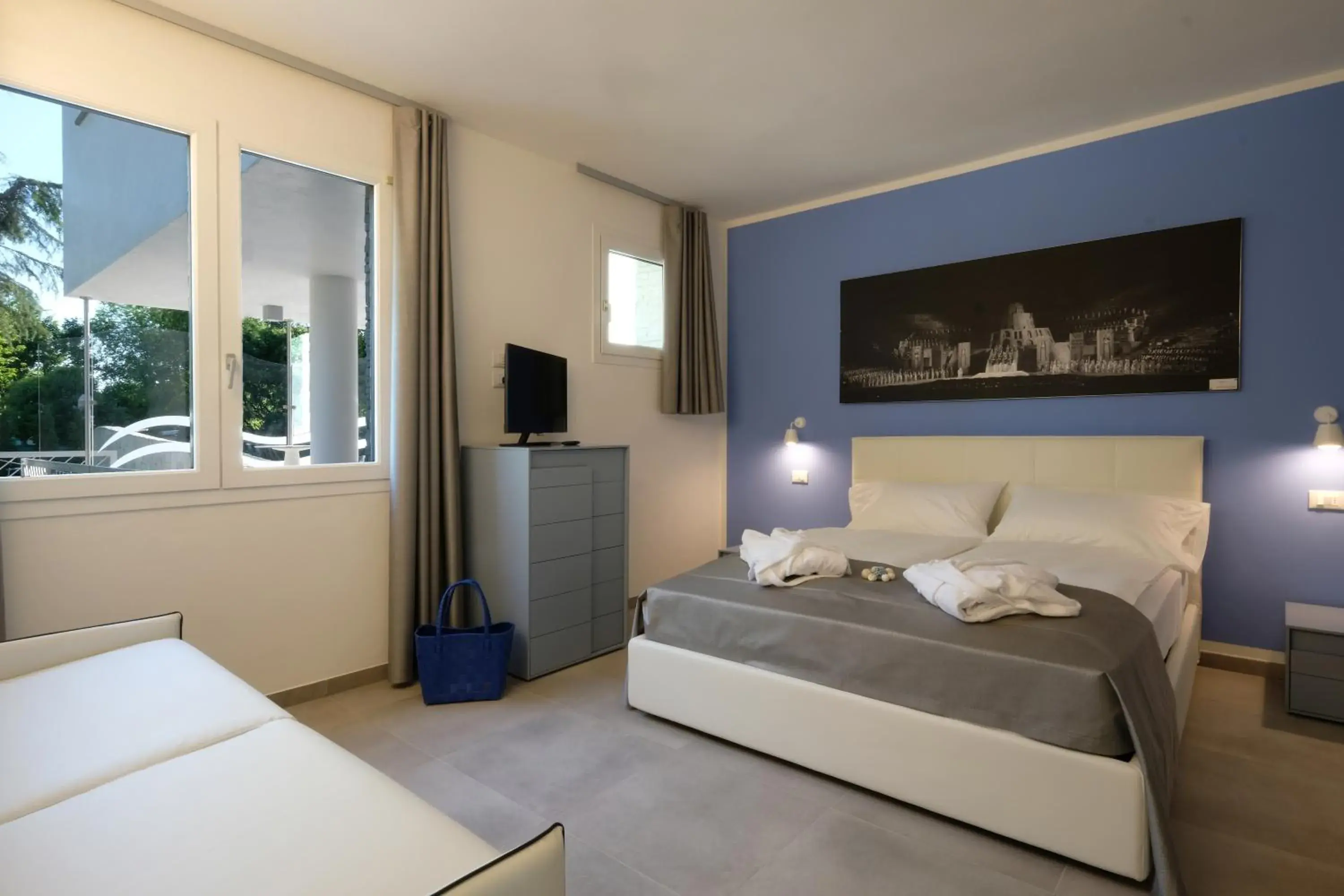 Deluxe One Bedroom Apartment with garden (6 Adults) in Relais Villa Clodia Deluxe One Bedroom Apartment with garden (6 Adults) in Relais Villa Clodia