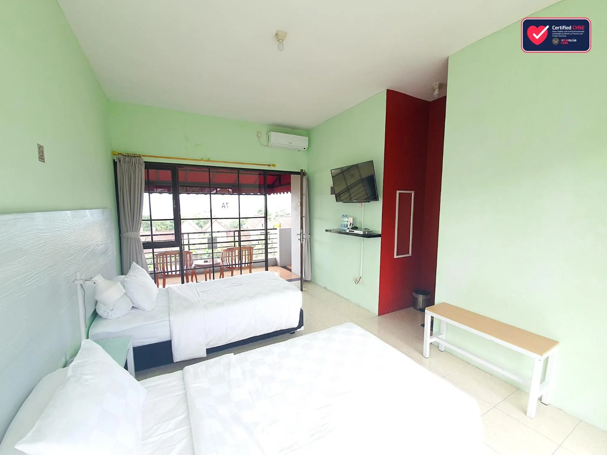 Bedroom, Bed in Hotel Griya Wijaya