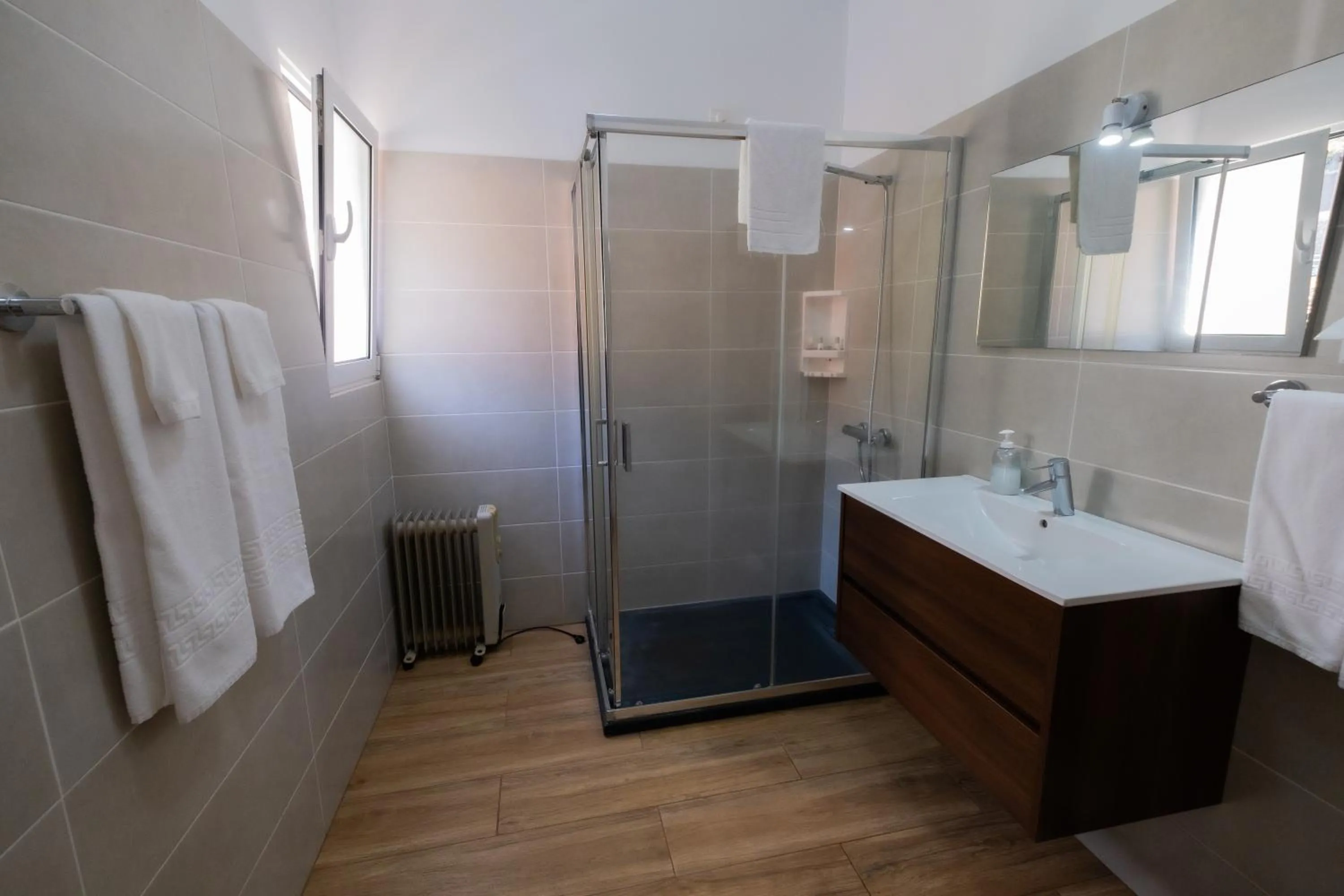 Shower in Residencial Familia