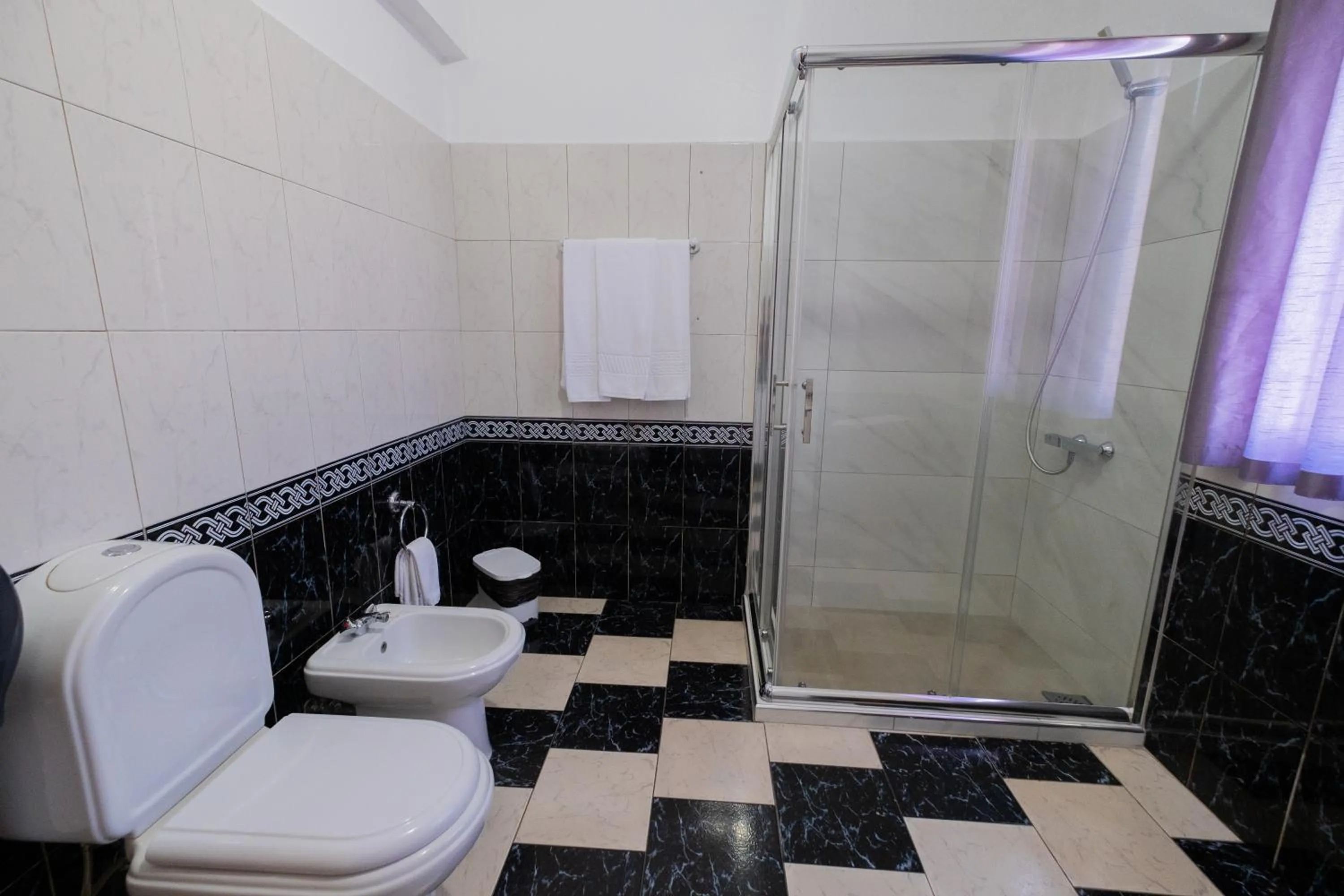 Shower in Residencial Familia