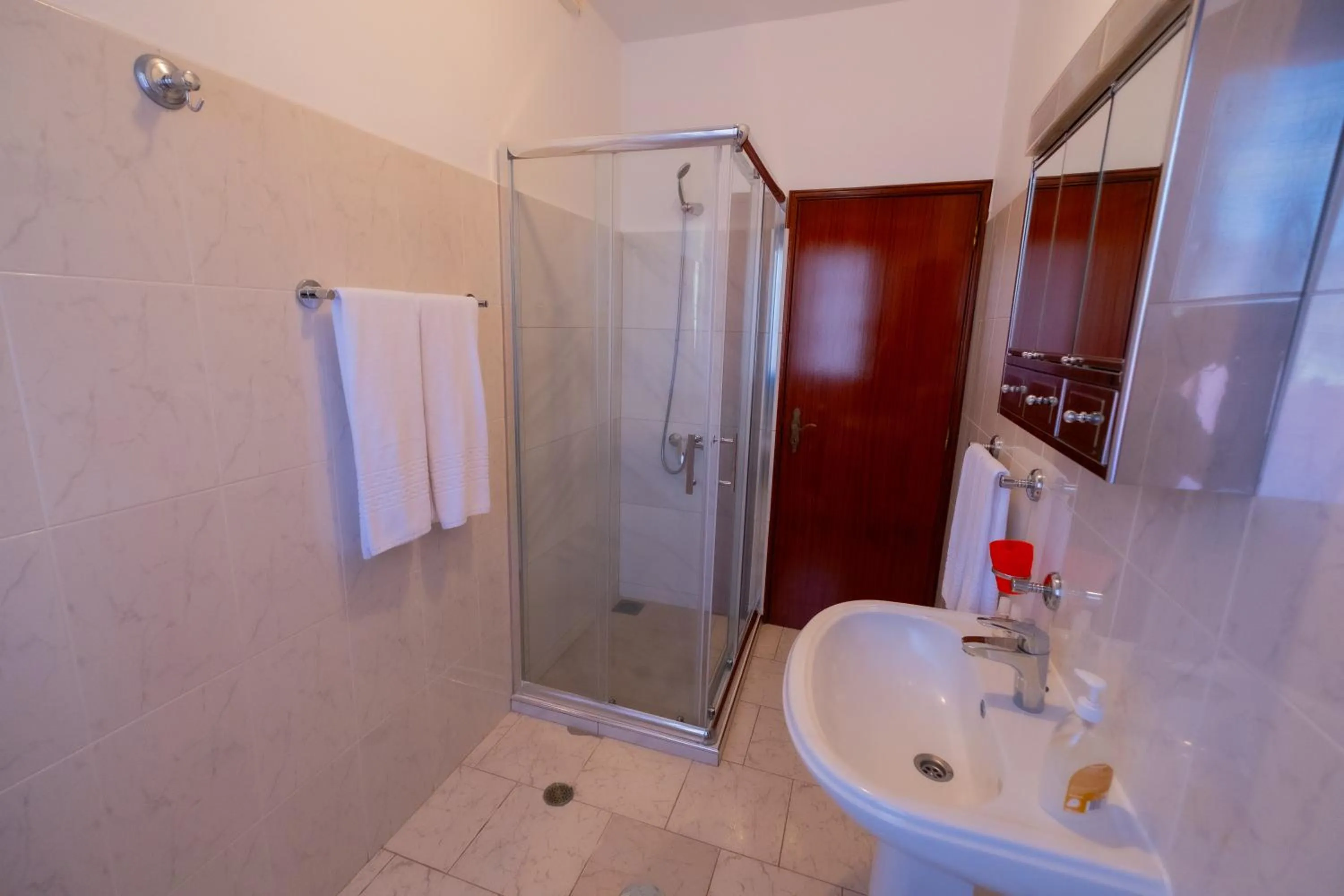 Shower in Residencial Familia