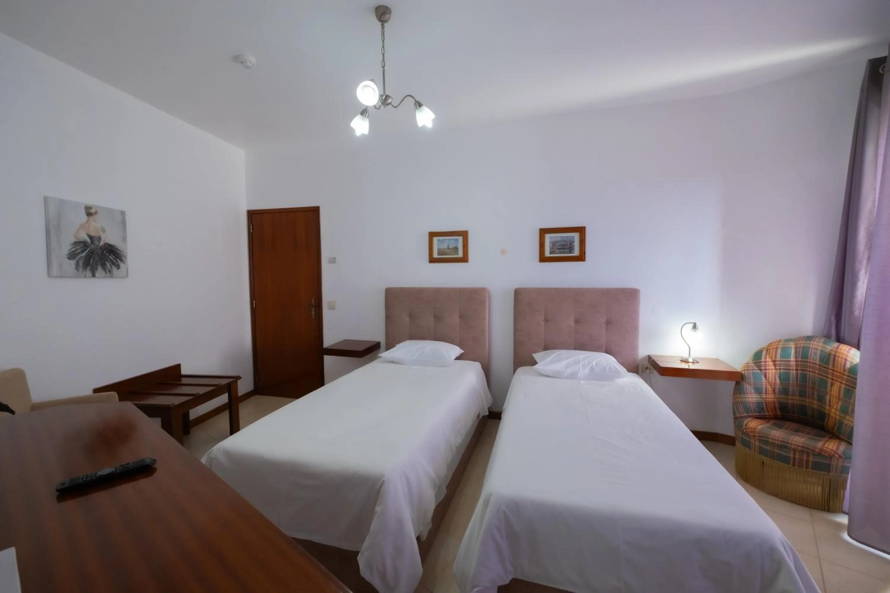 Bedroom, Bed in Residencial Familia