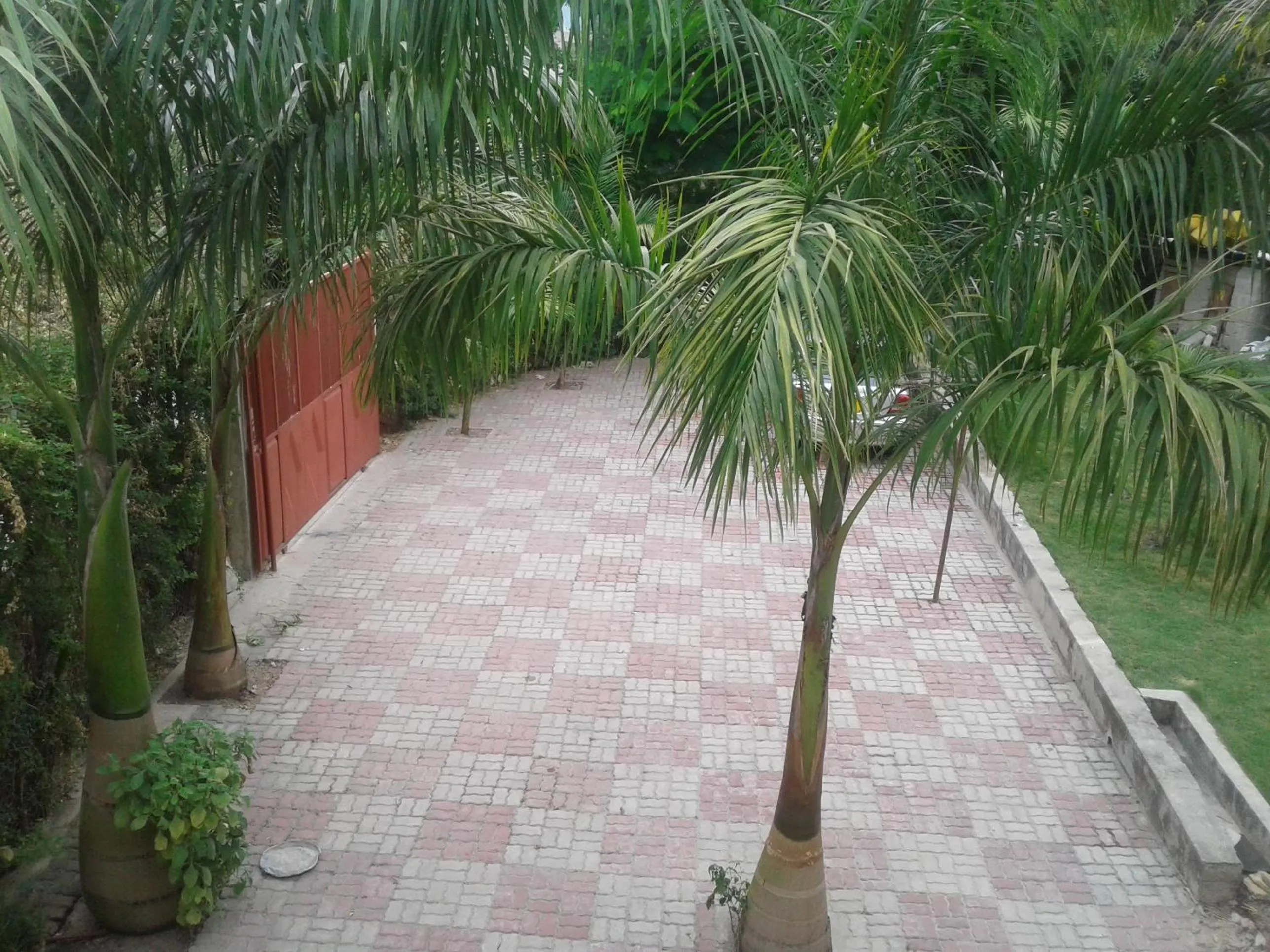 JJ & JE Family House