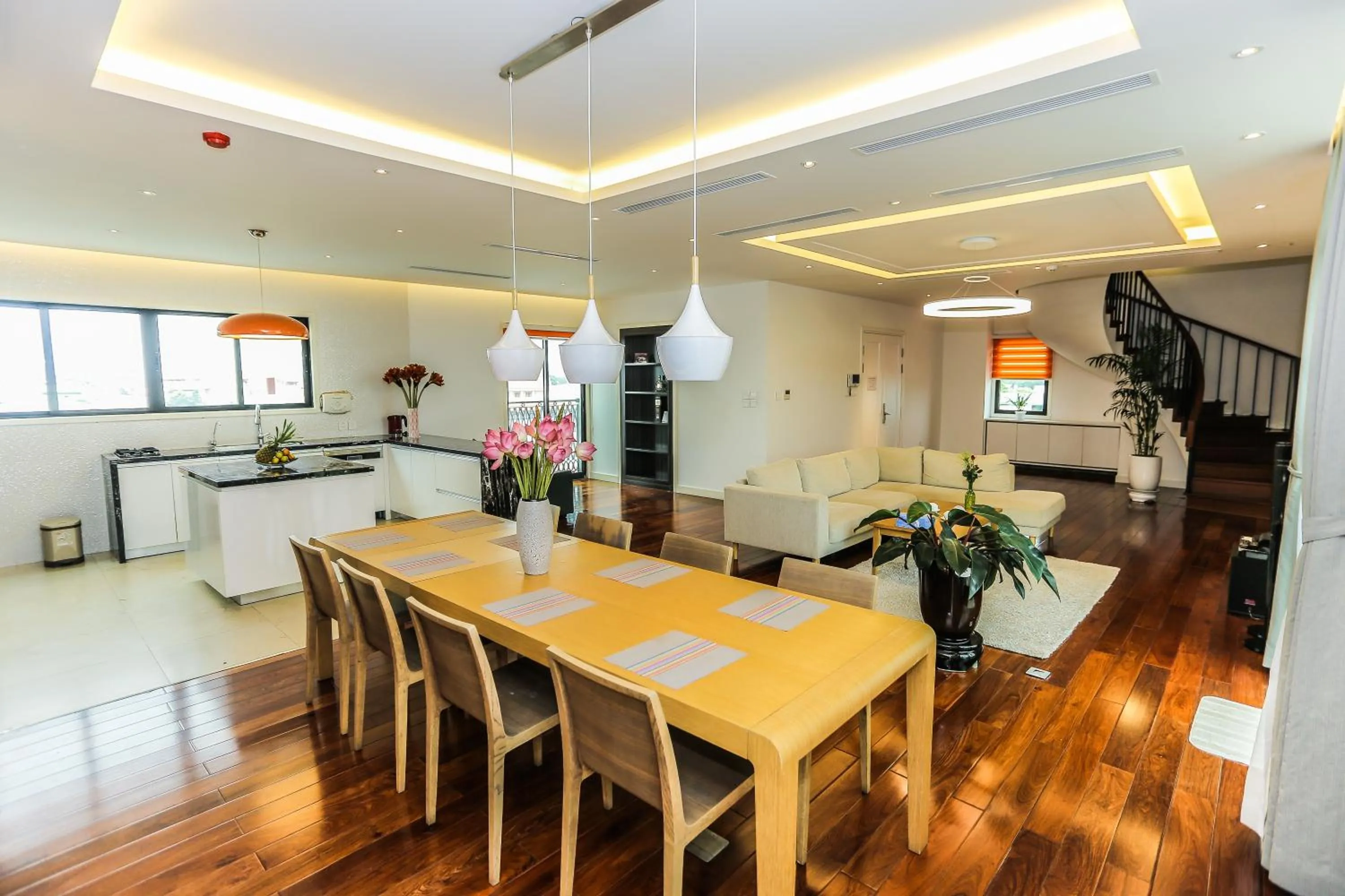 Dining area in Ficus Suites
