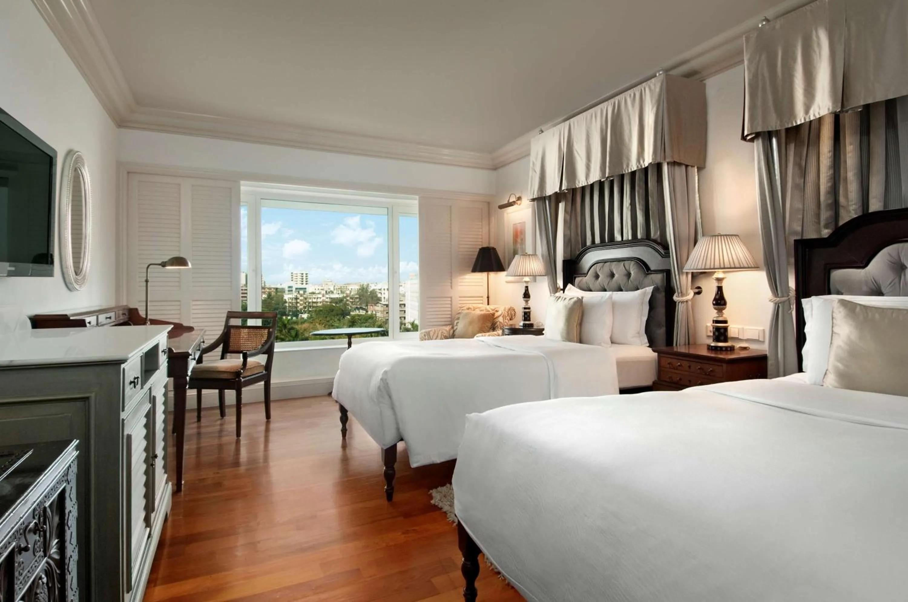 Bedroom, Bed in Hilton Mumbai International Airport Hotel