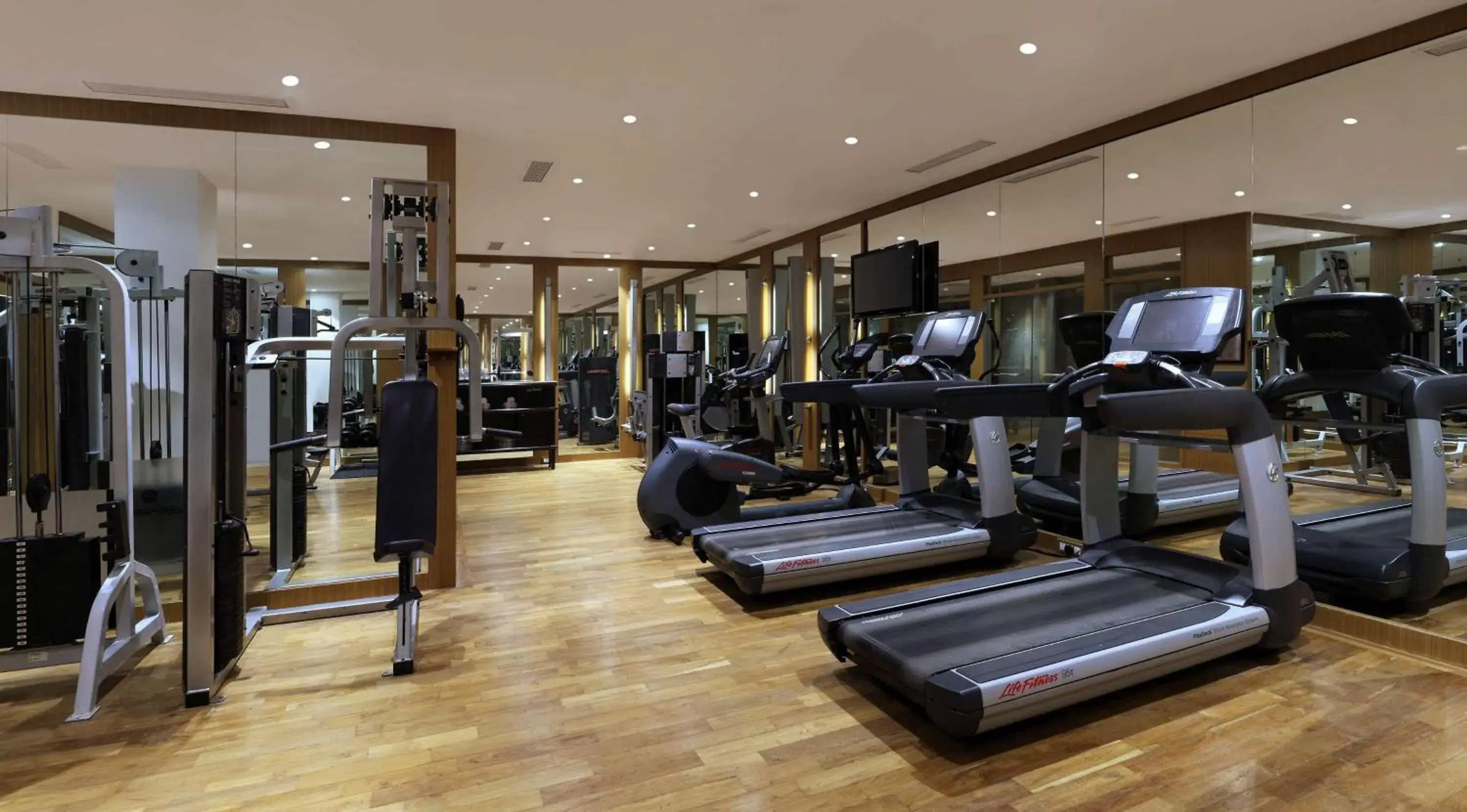 Fitness centre/facilities in Hilton Mumbai International Airport Hotel Fitness centre/facilities in Hilton Mumbai International Airport Hotel