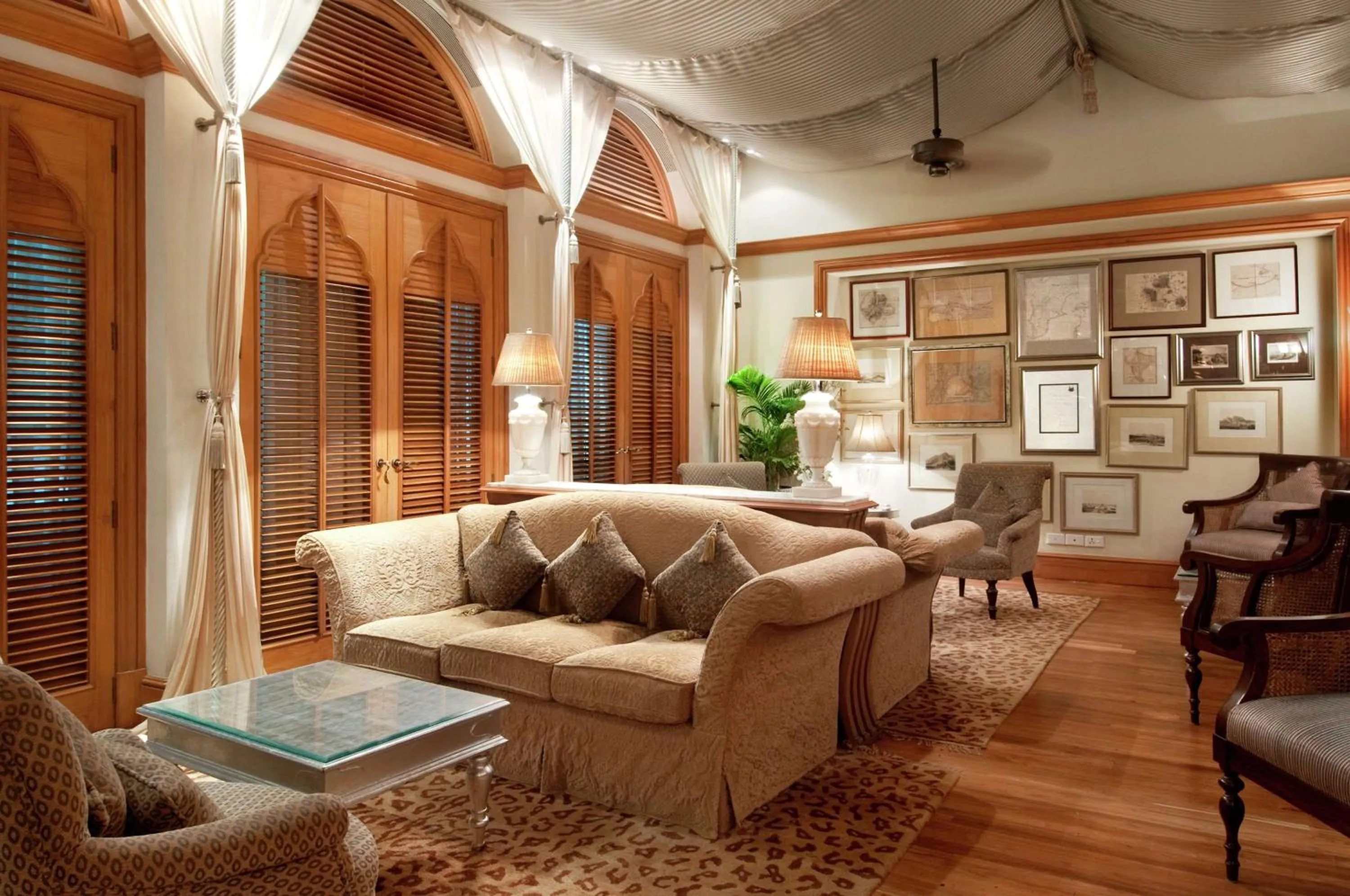 Dining area in Hilton Mumbai International Airport Hotel