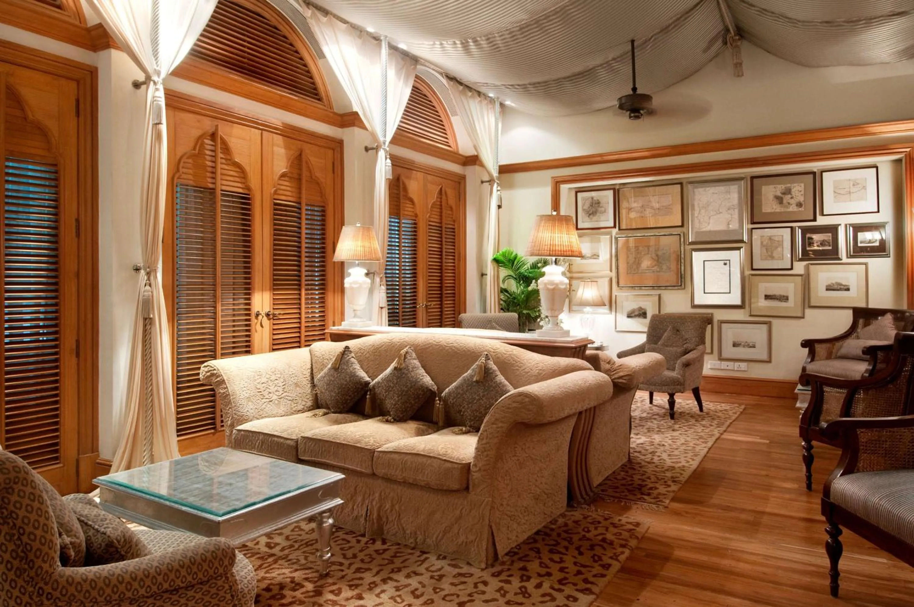 Restaurant/places to eat in Hilton Mumbai International Airport Hotel