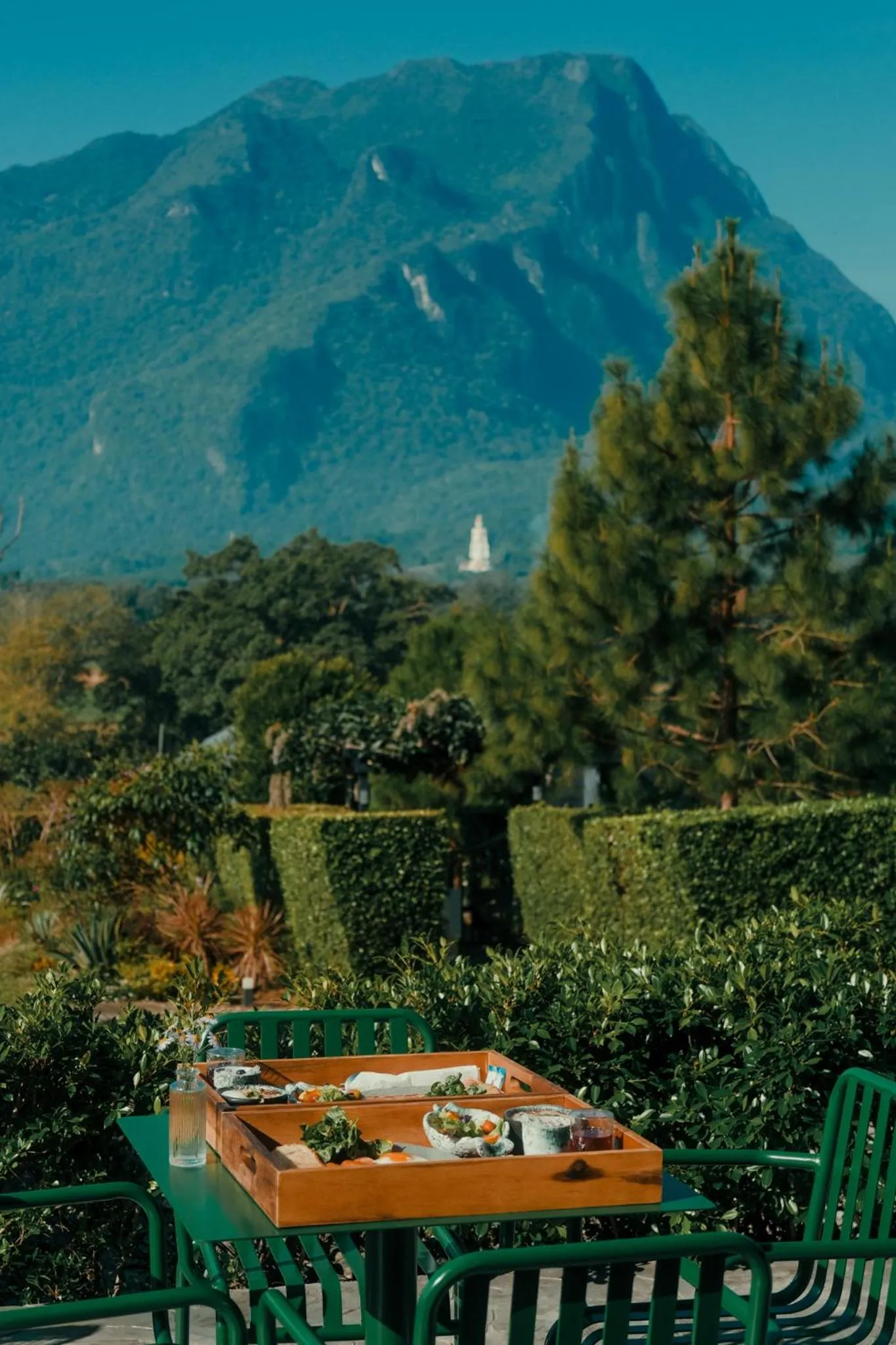 Dining area in The CAMPIAN
