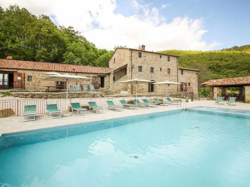 Villa Santarsa con piscina privata